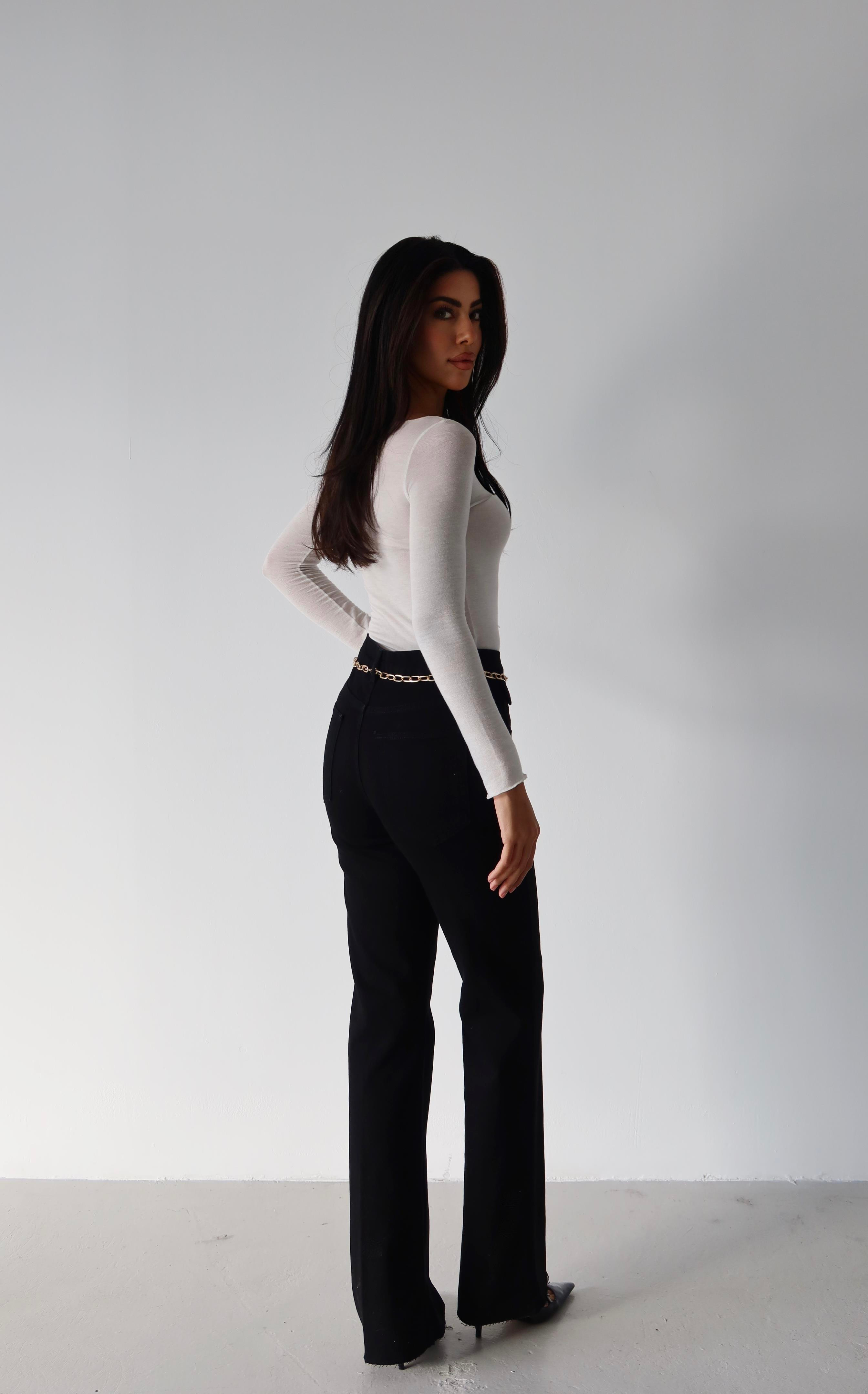 LACARINOYüksek Bel Kemer Zincir Detaylı Black Jean Pantolon