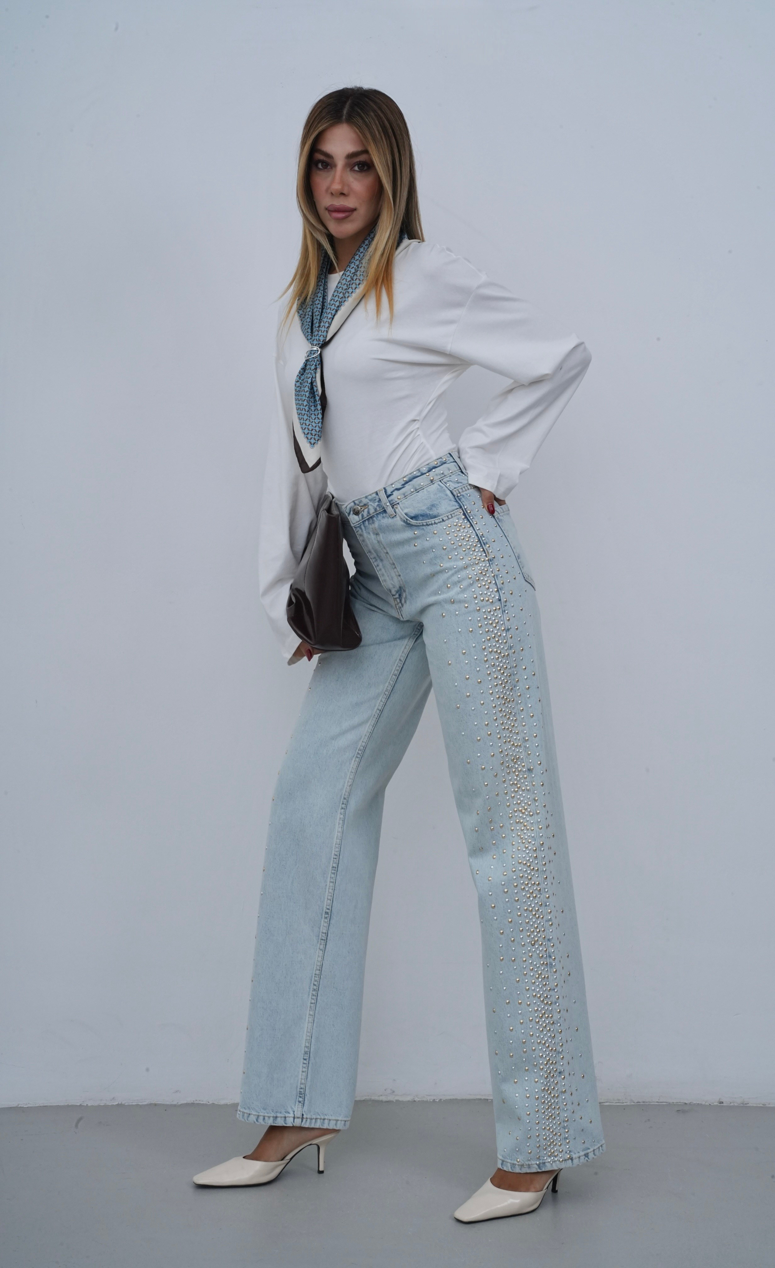 LACARINOYüksek Bel Wide Leg Kalıp Yandan Metal Taş Detaylı Light Blue Jean Pantolon