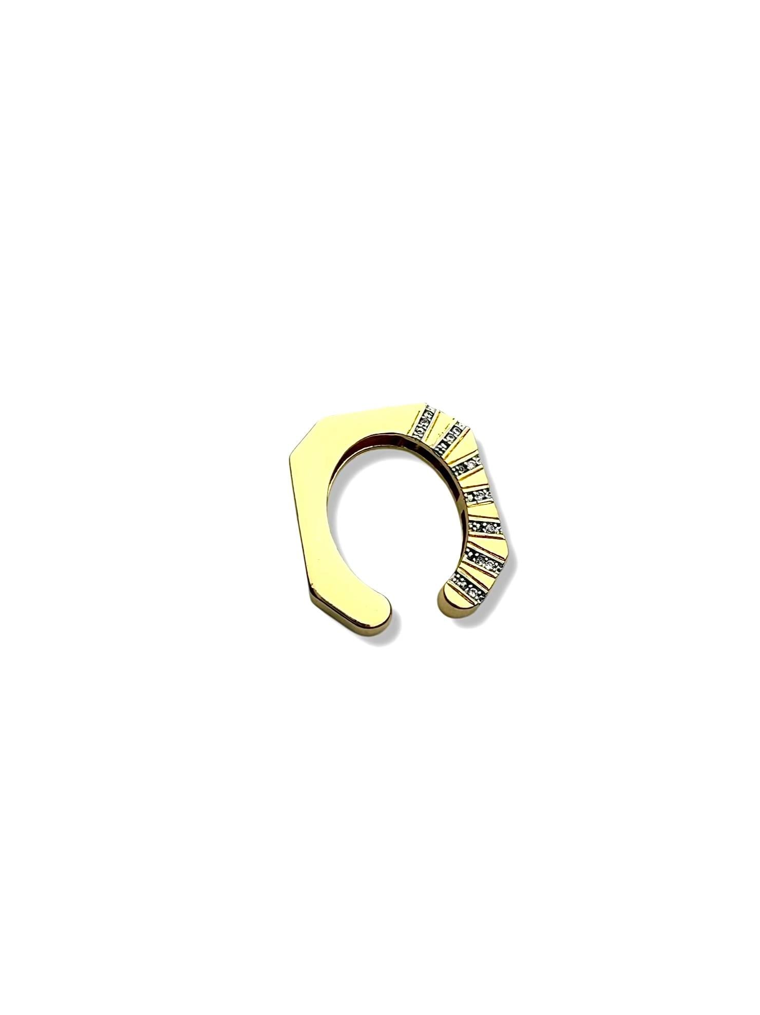 Jell's Cuff Küpe