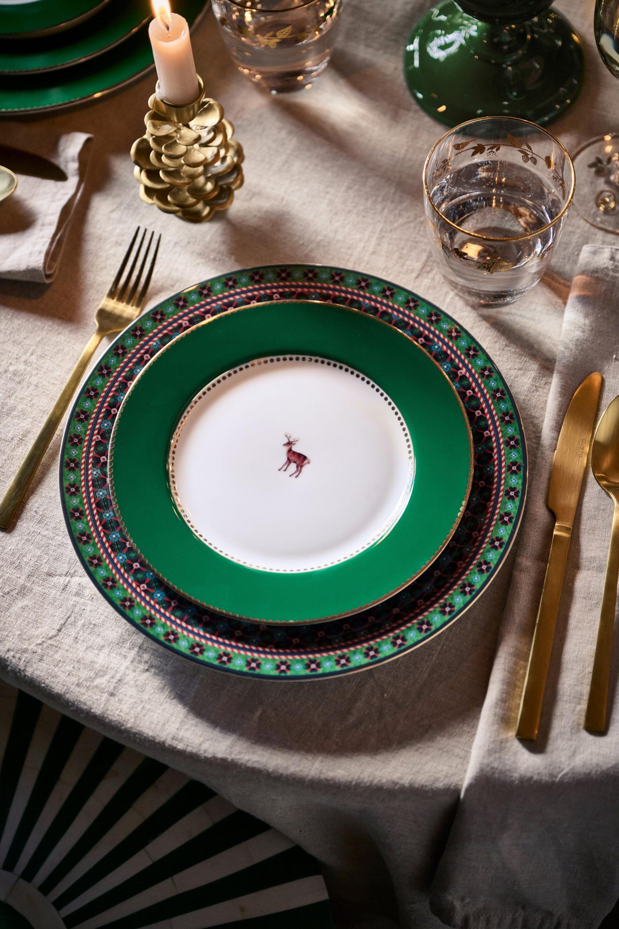 Geyikli Yeşil Yemek Tabağı 26,5 cm