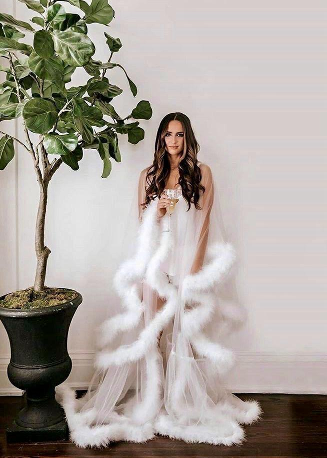 Beyaz Mini Asimetrik Tül Pelerin Detaylı Seraphina Gelinlik