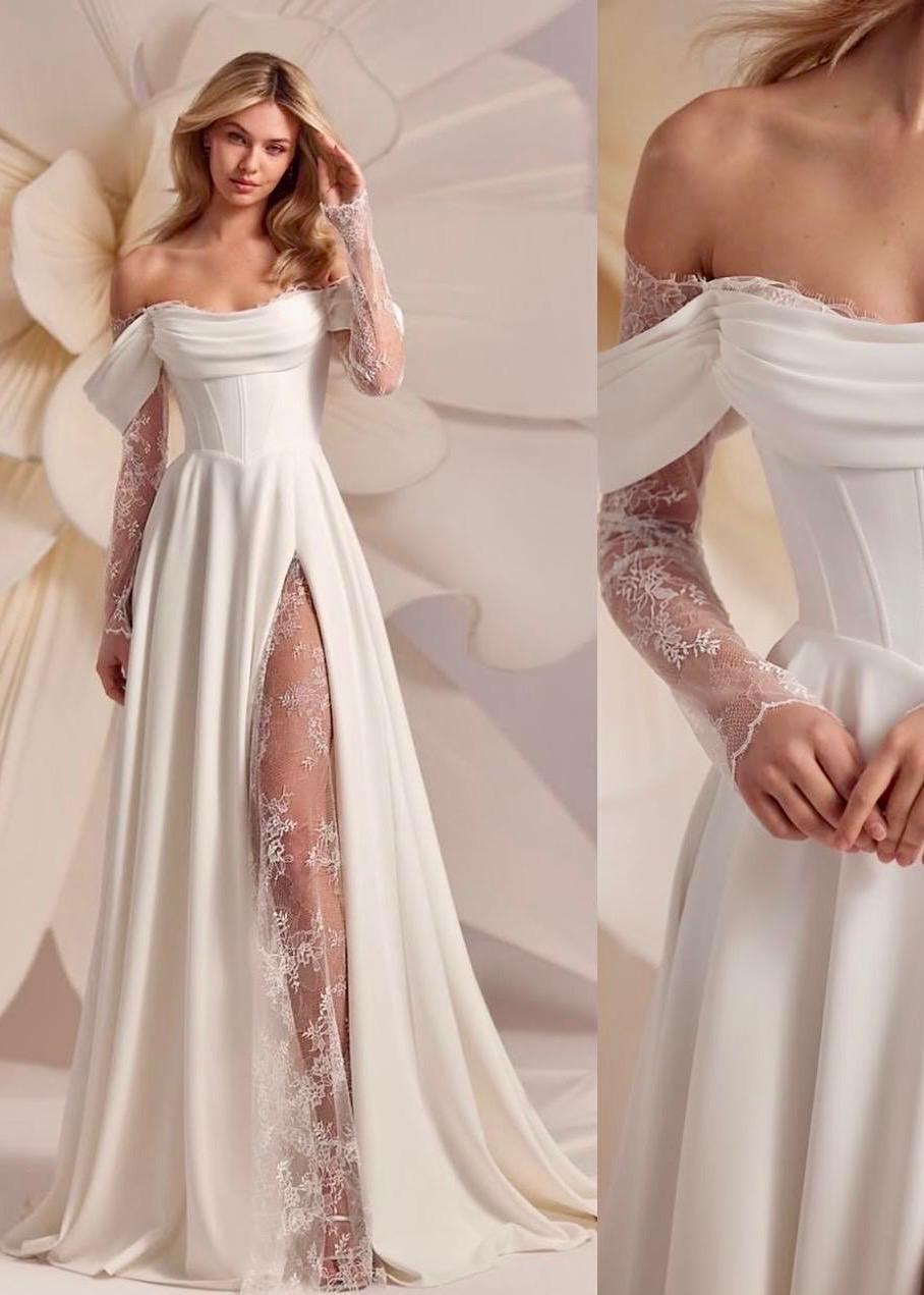 Beyaz Saten Düşük Kol ve Tül Güpür Detaylı Celestial Radiance Gelinlik