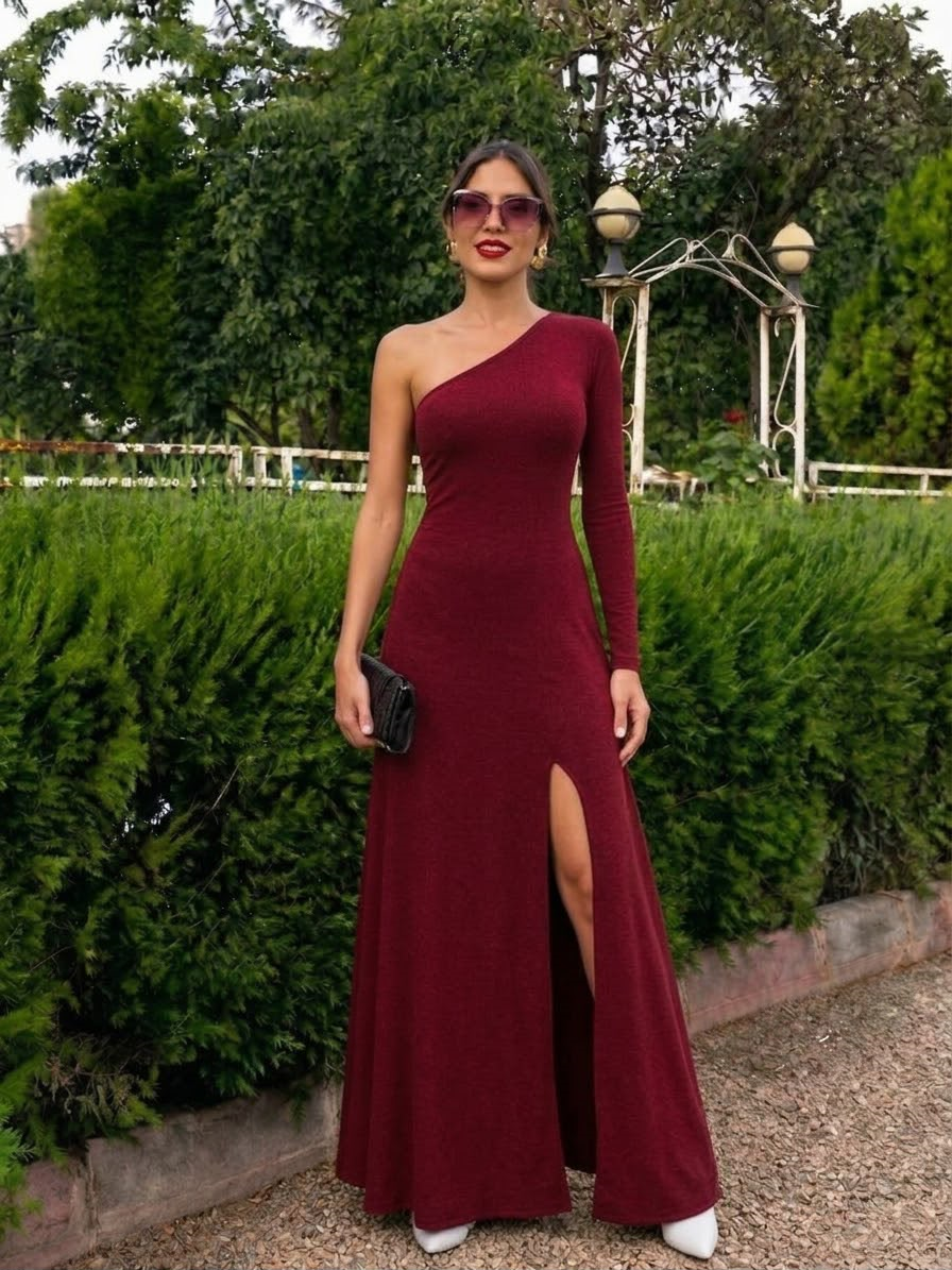 Bordo Tek Omuz Uzun Derin Yırtmaçlı Maxi Elbise