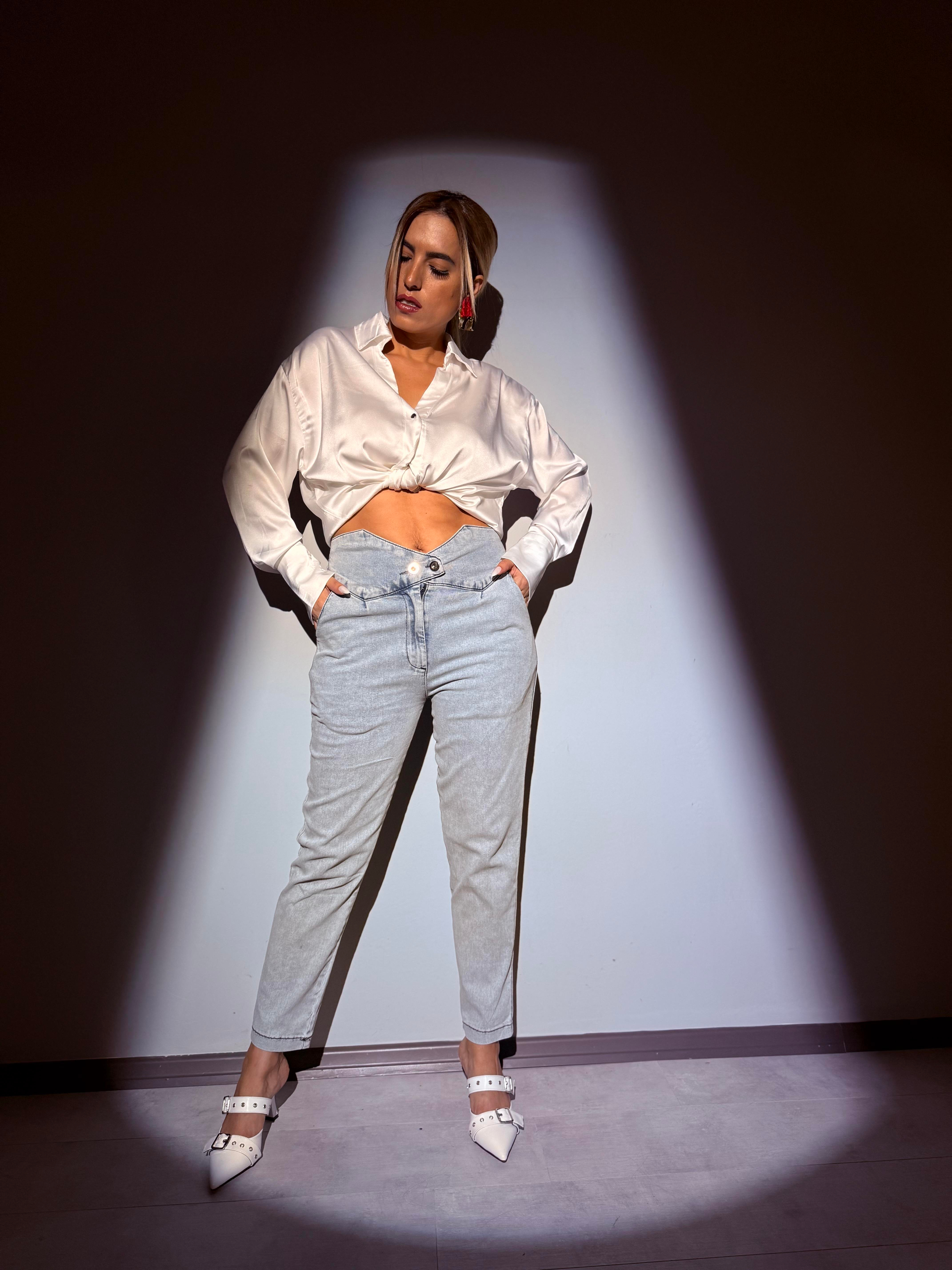 Buz Mavisi Bel Detaylı Pantolon