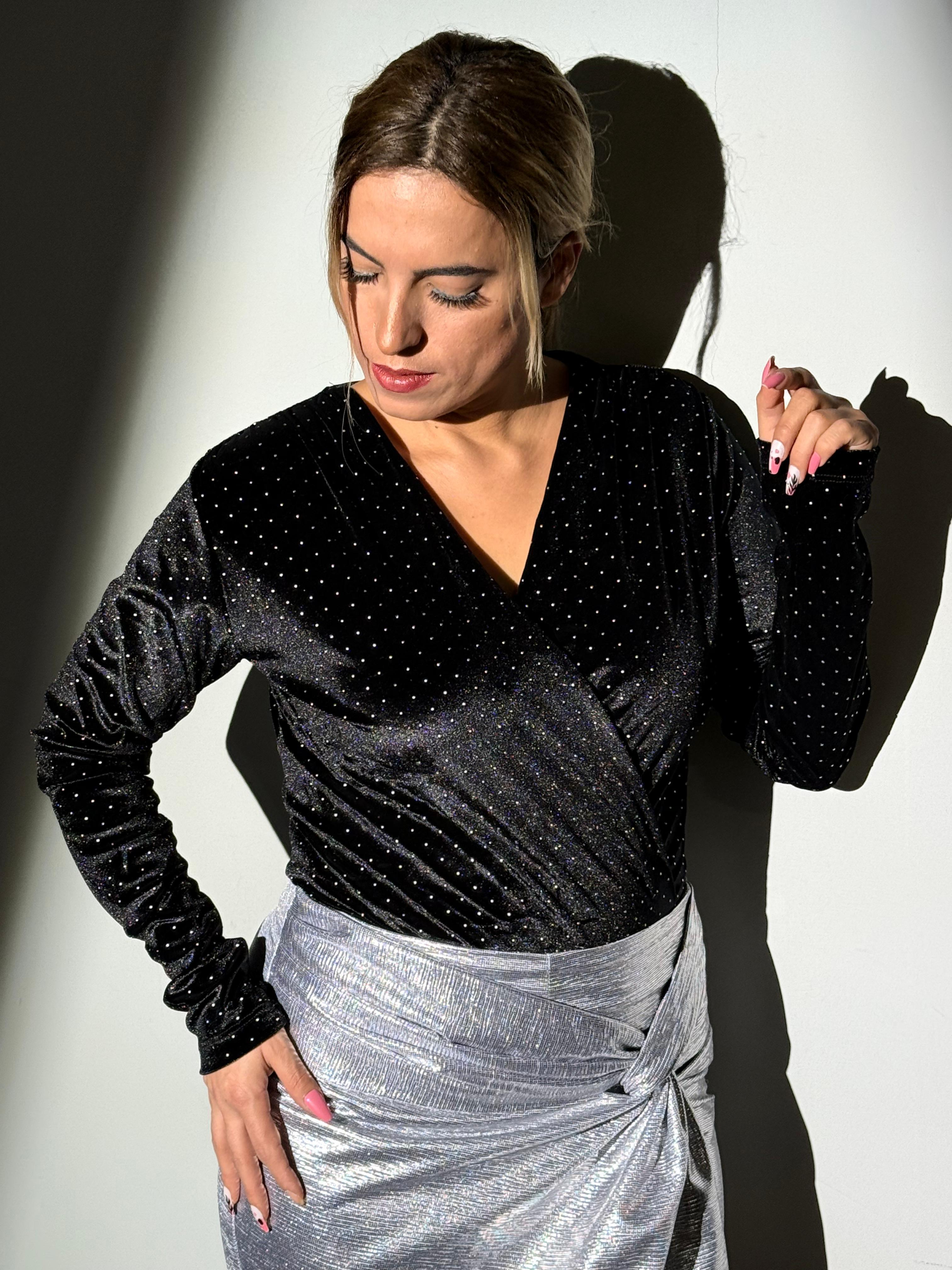 Kadife Taş Detaylı Bodysuit