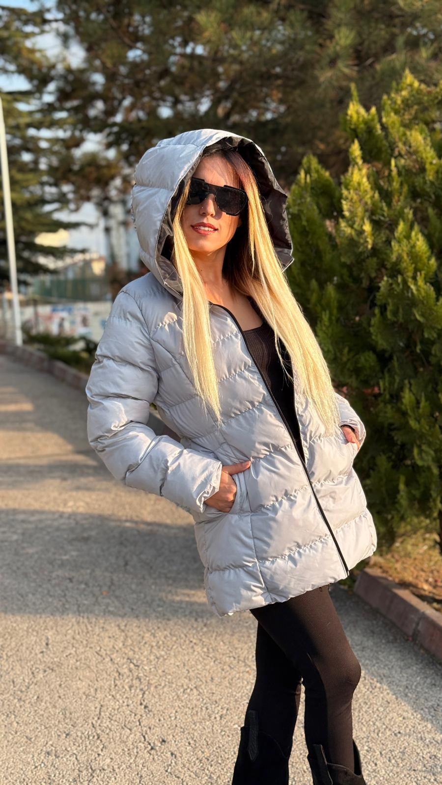 kapişonlu şişme mont