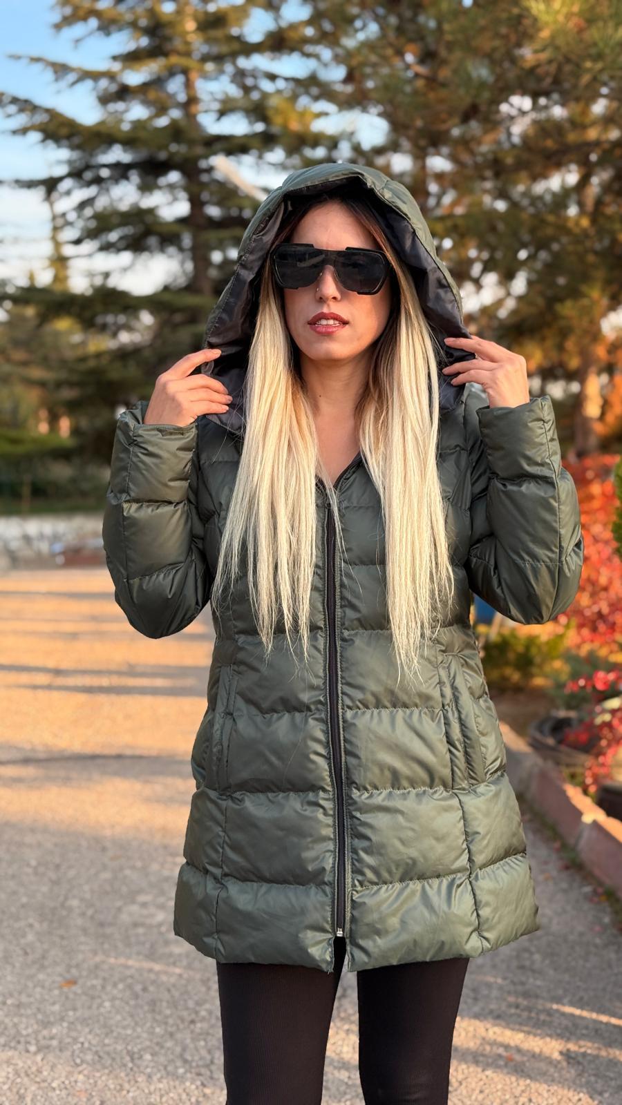 KAPİŞONLU YEŞİL ŞİŞME MONT