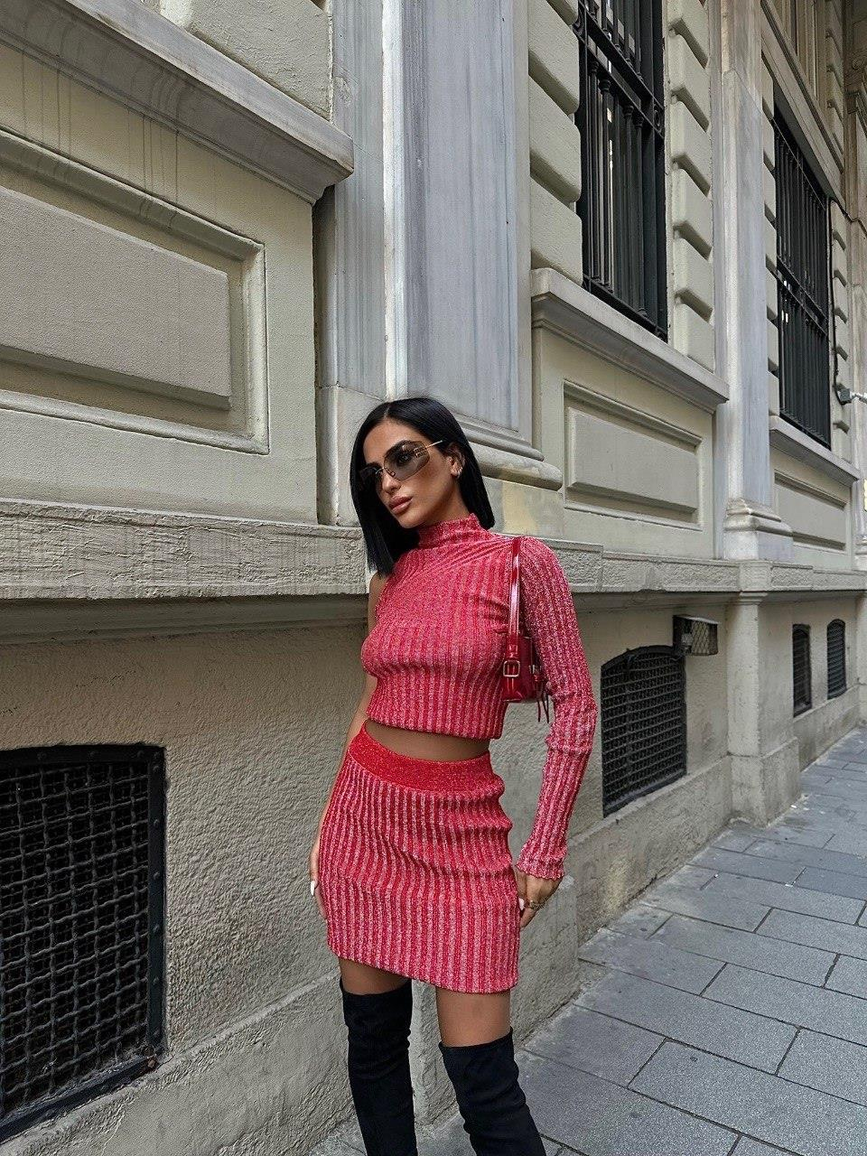 Kırmızı Simli Tek Kol Kazak Mini Etek Takım