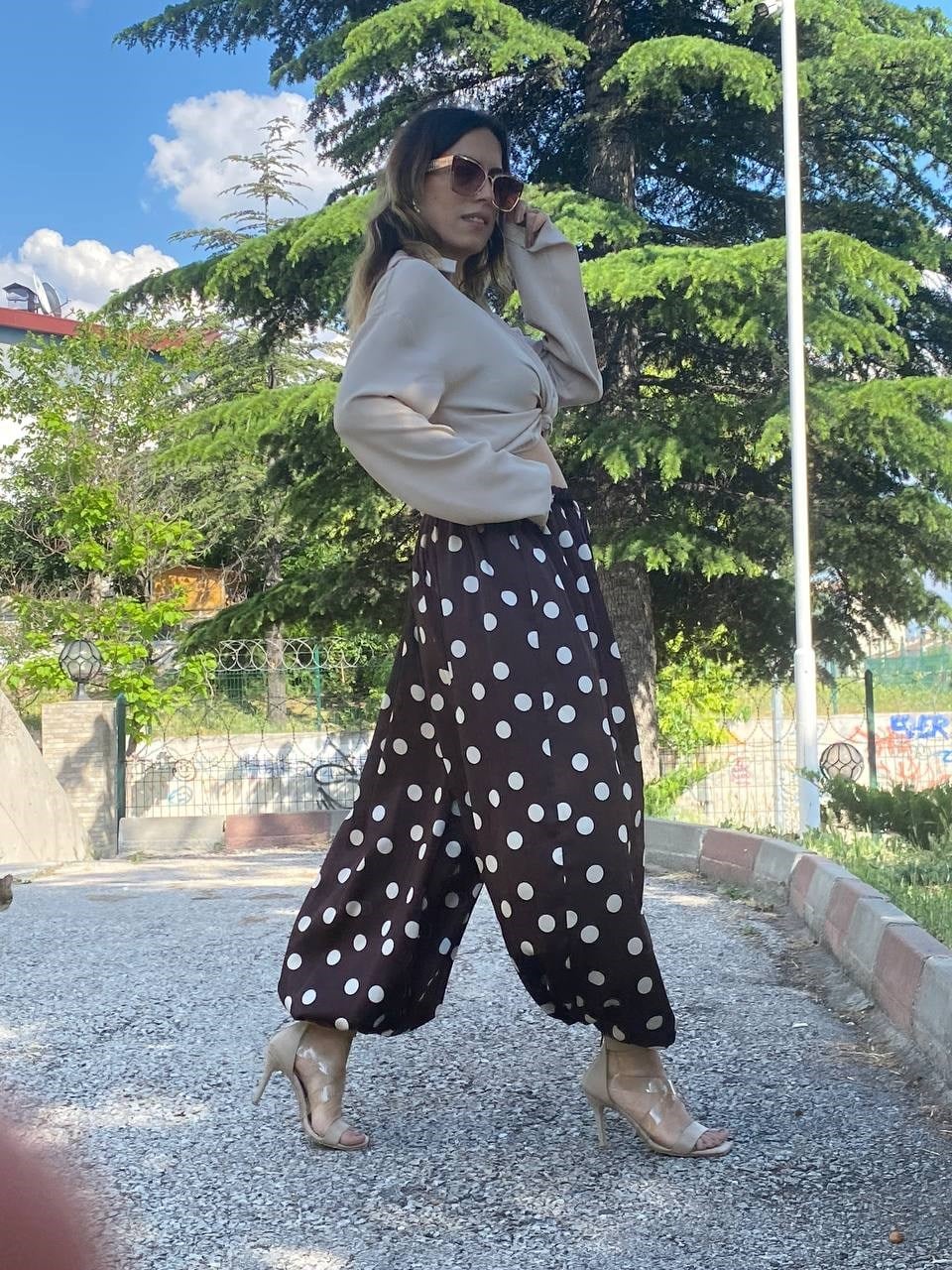 krem puantiye balon pantolon