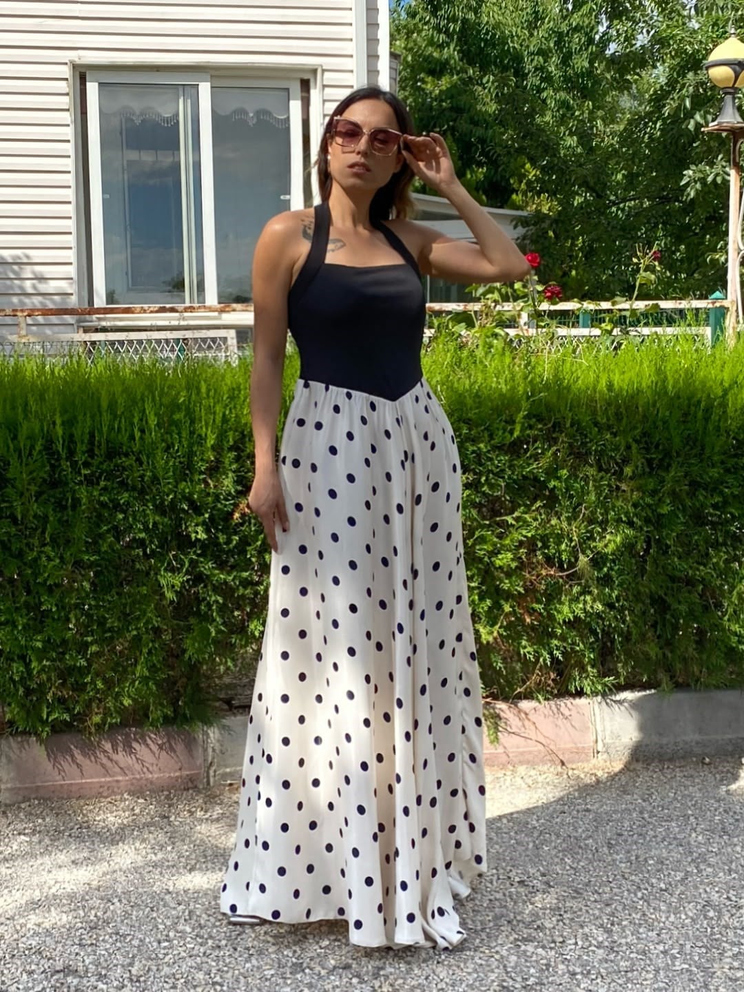krem puantiye korseli elbise