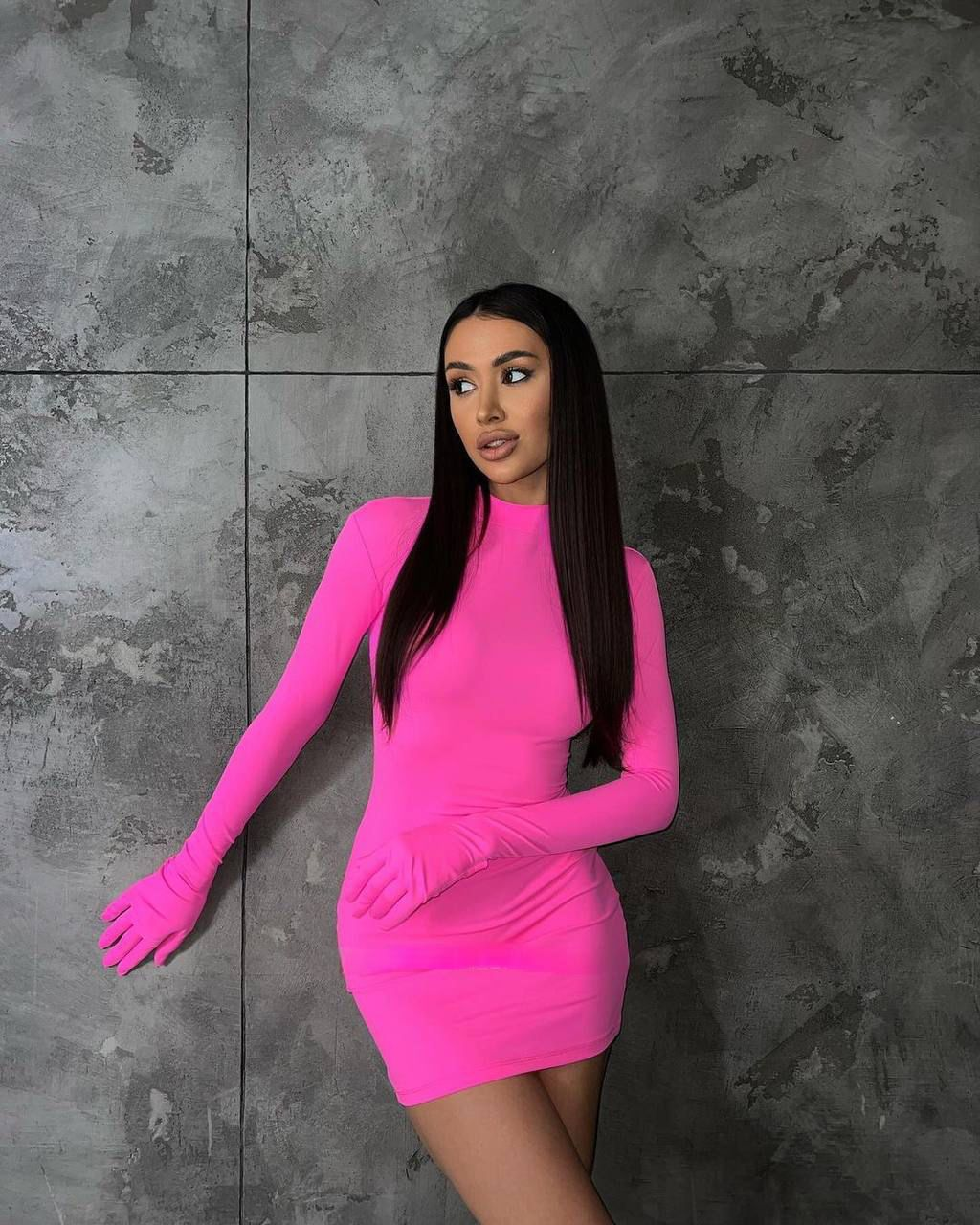 Pembe Eldiven Detaylı Mini Elbise