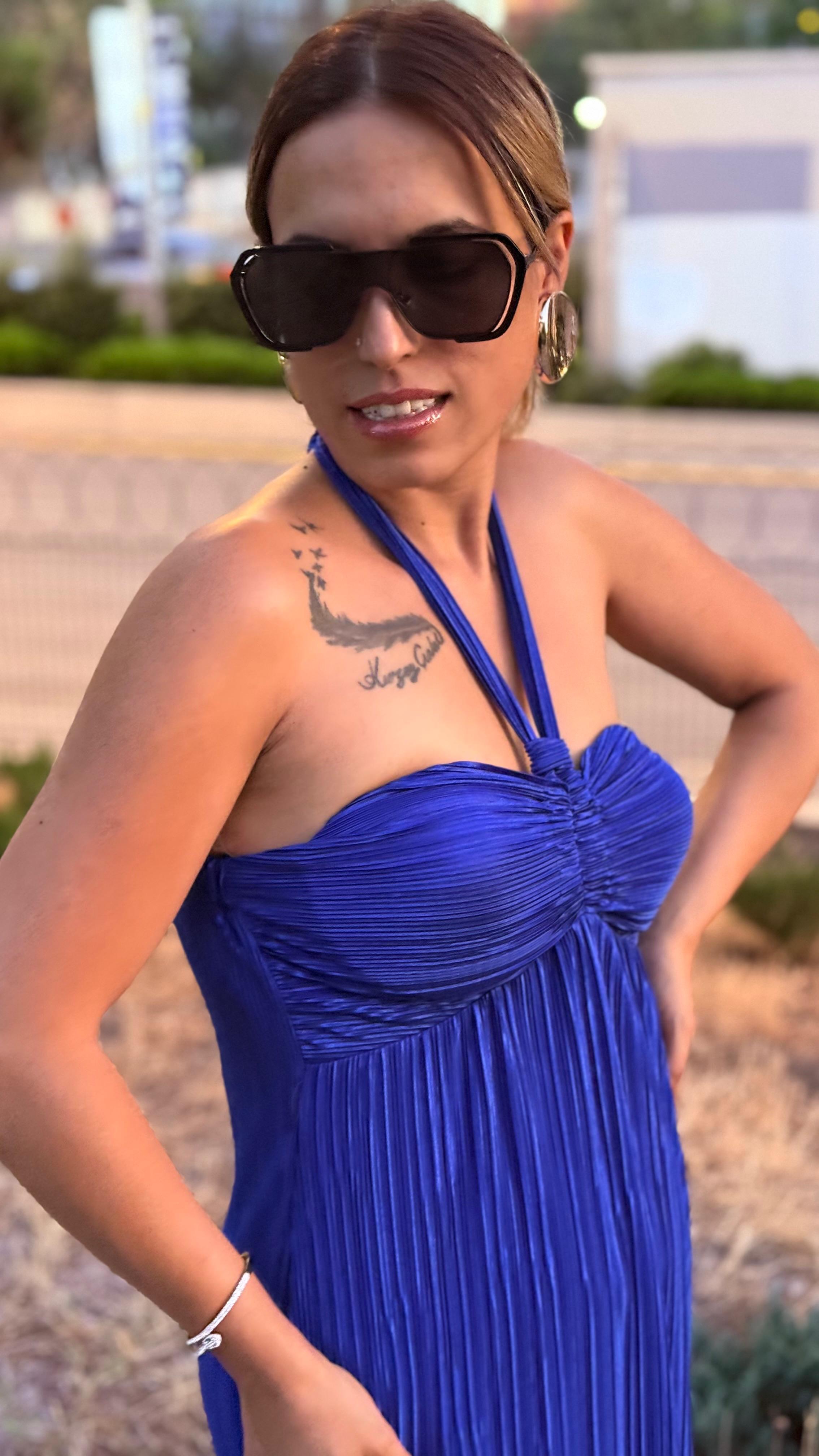 Saks Mavi Saten Pilise Göğüs Kuplu Boyundan Bağlamalı Uzun Elbise