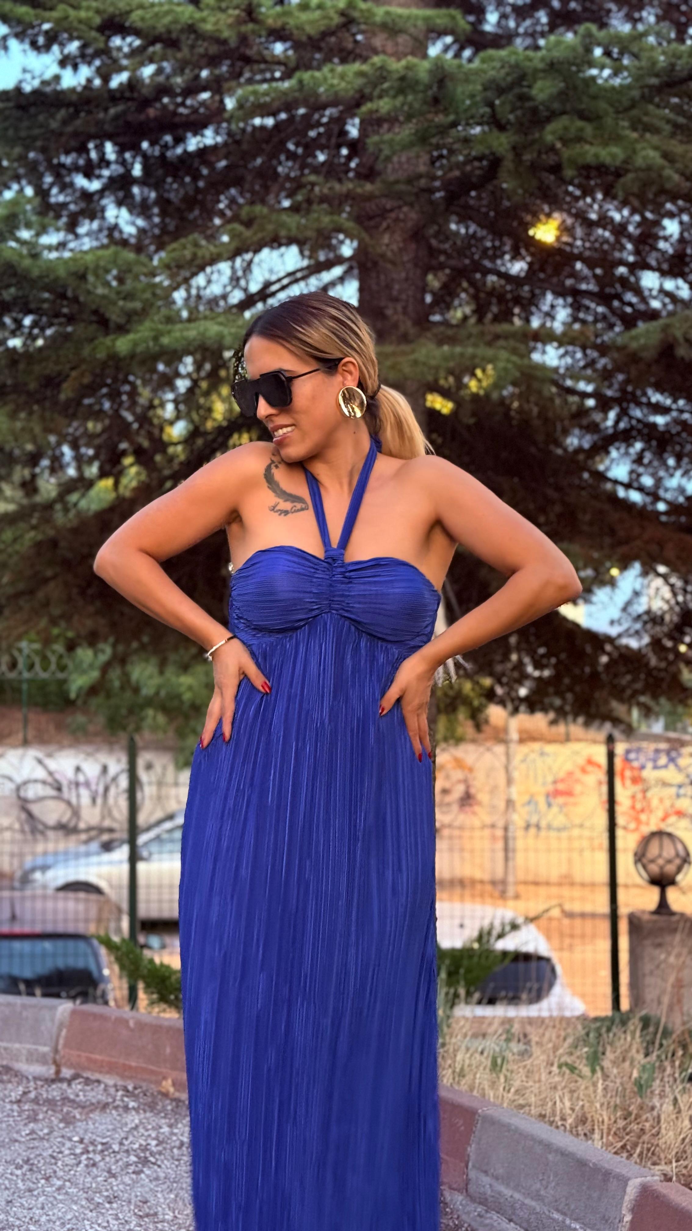 Saks Mavi Saten Pilise Göğüs Kuplu Boyundan Bağlamalı Uzun Elbise