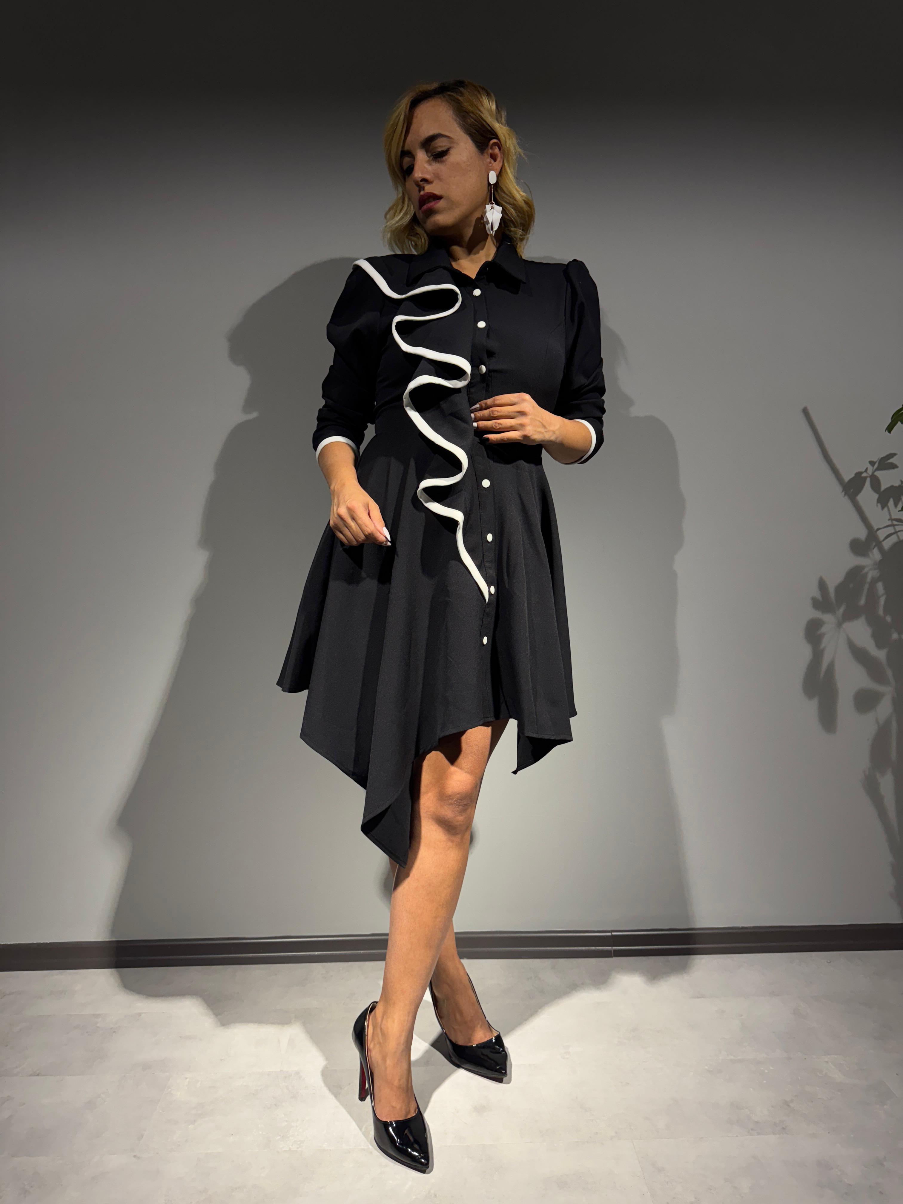 Sİyah Atlas Kumaş Biye Detaylı Asimetrik Elbise