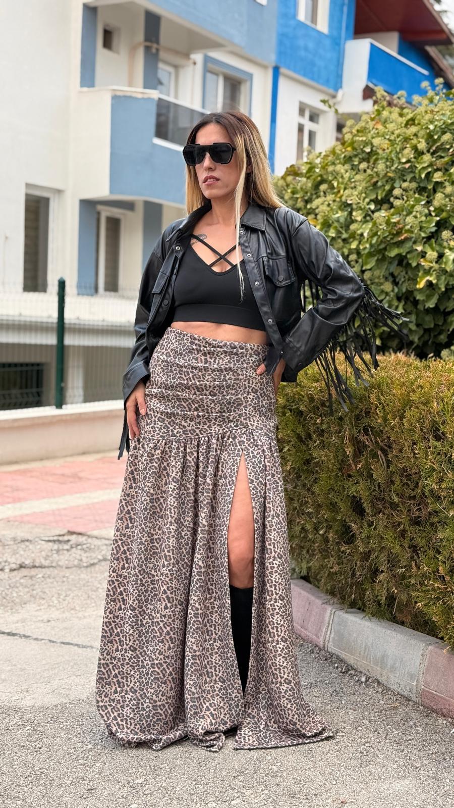 siyah camel leopar desenli derin yırtmaçlı likralı etek