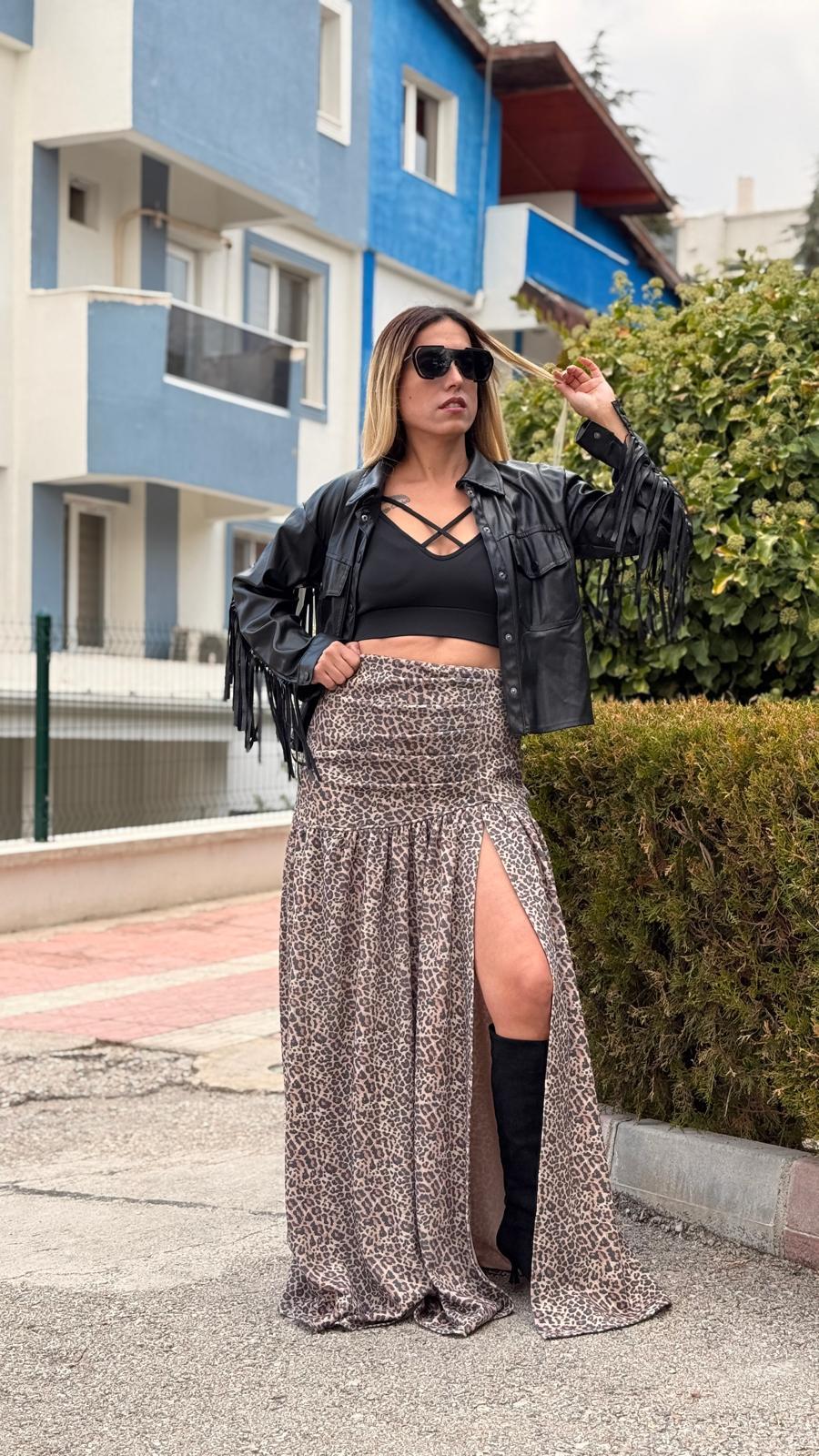 siyah camel leopar desenli derin yırtmaçlı likralı etek