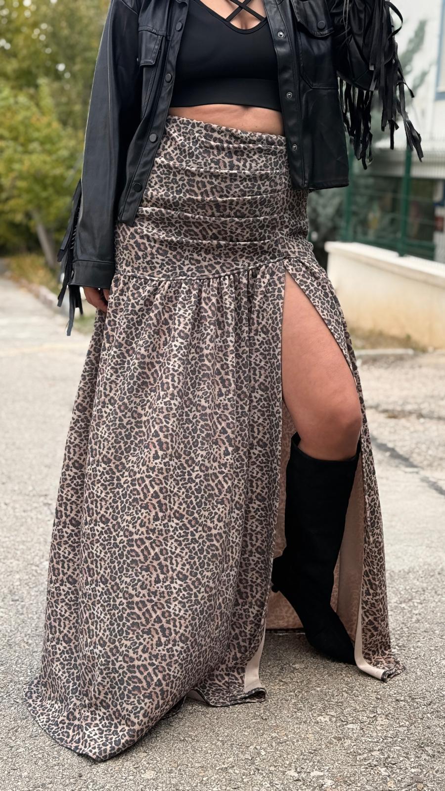 siyah camel leopar desenli derin yırtmaçlı likralı etek