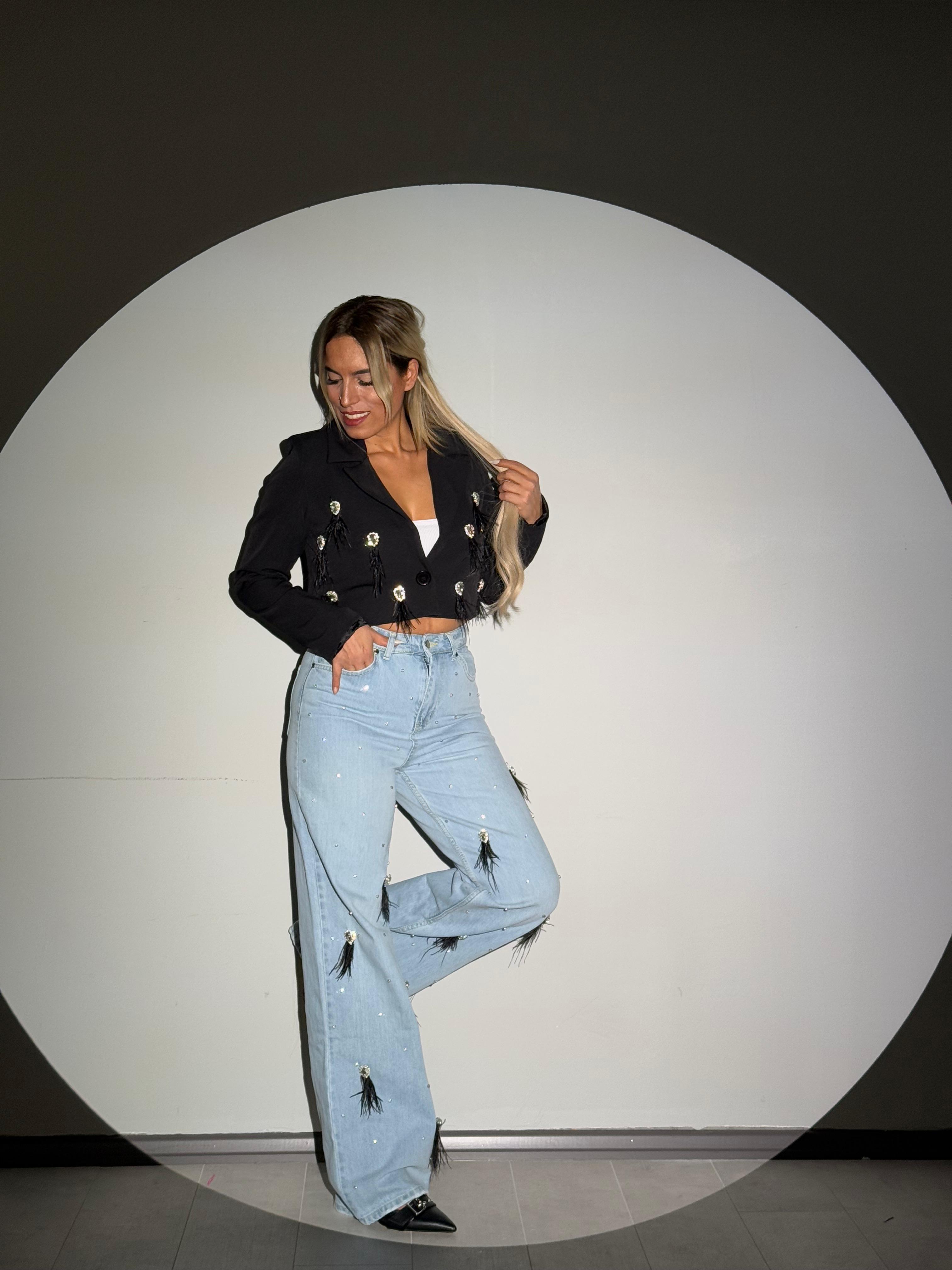 Siyah Tüy Ve Taş Detaylı Tasarım Ceket