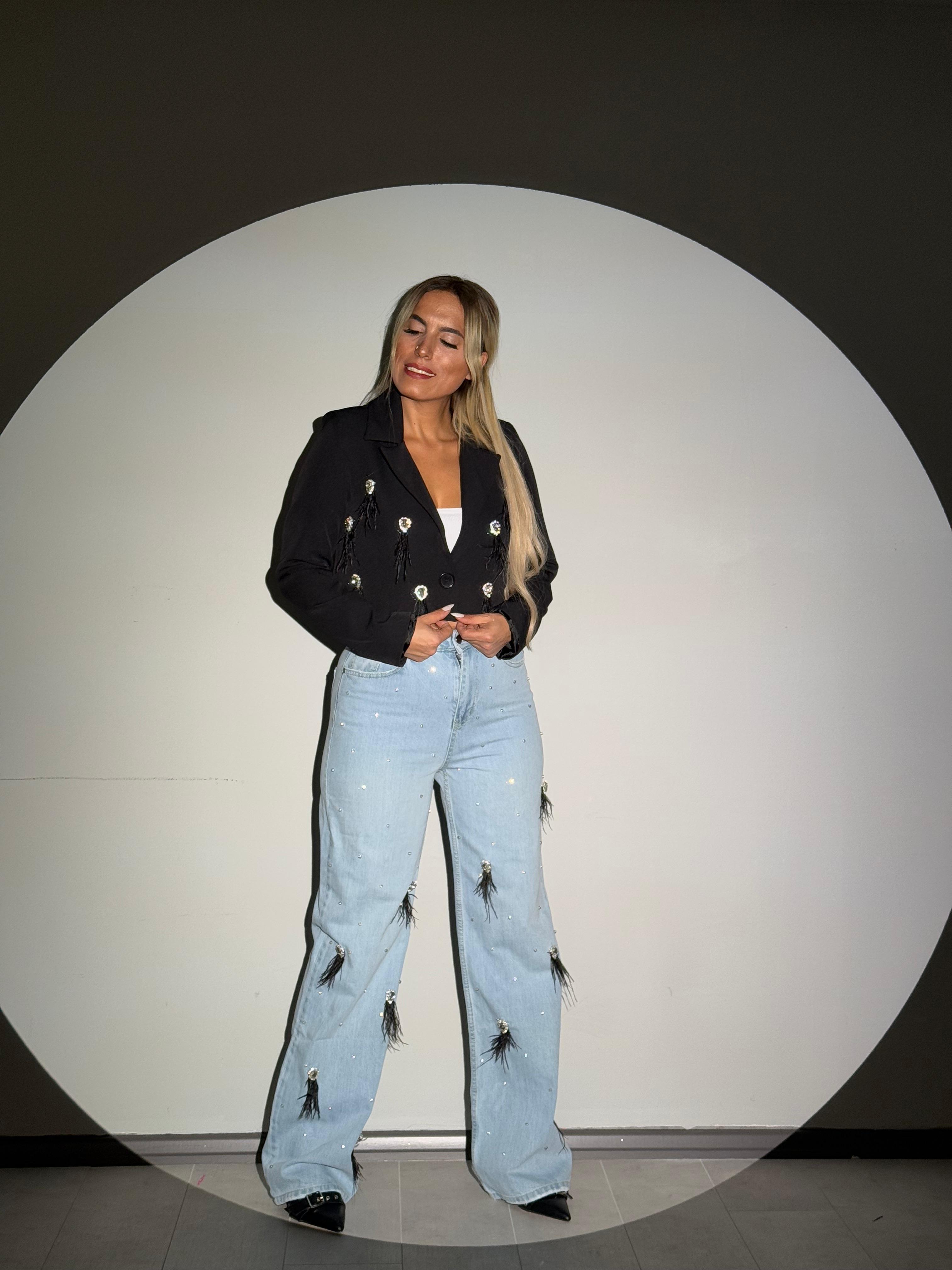 Siyah Tüy Ve Taş Detaylı Tasarım Ceket