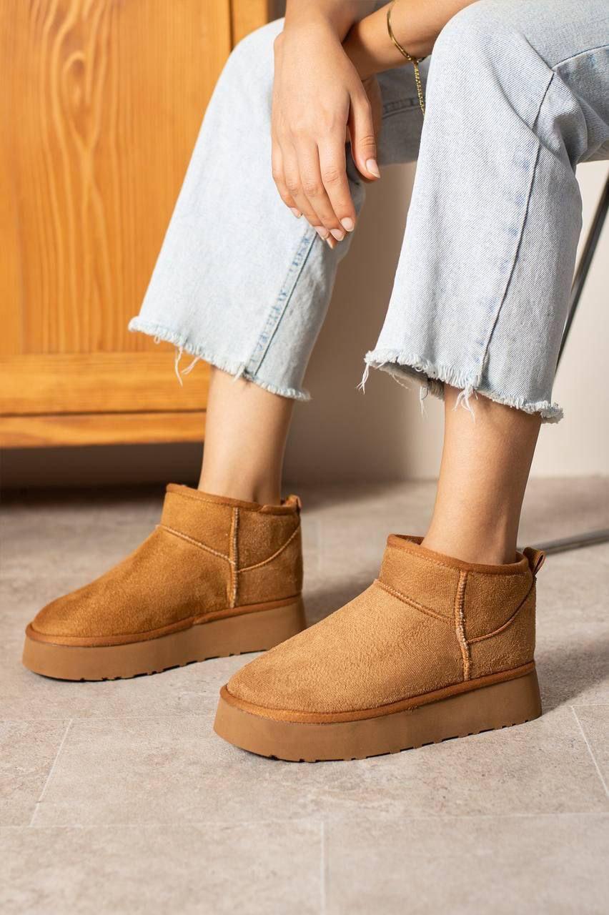 Taba UGG Bot