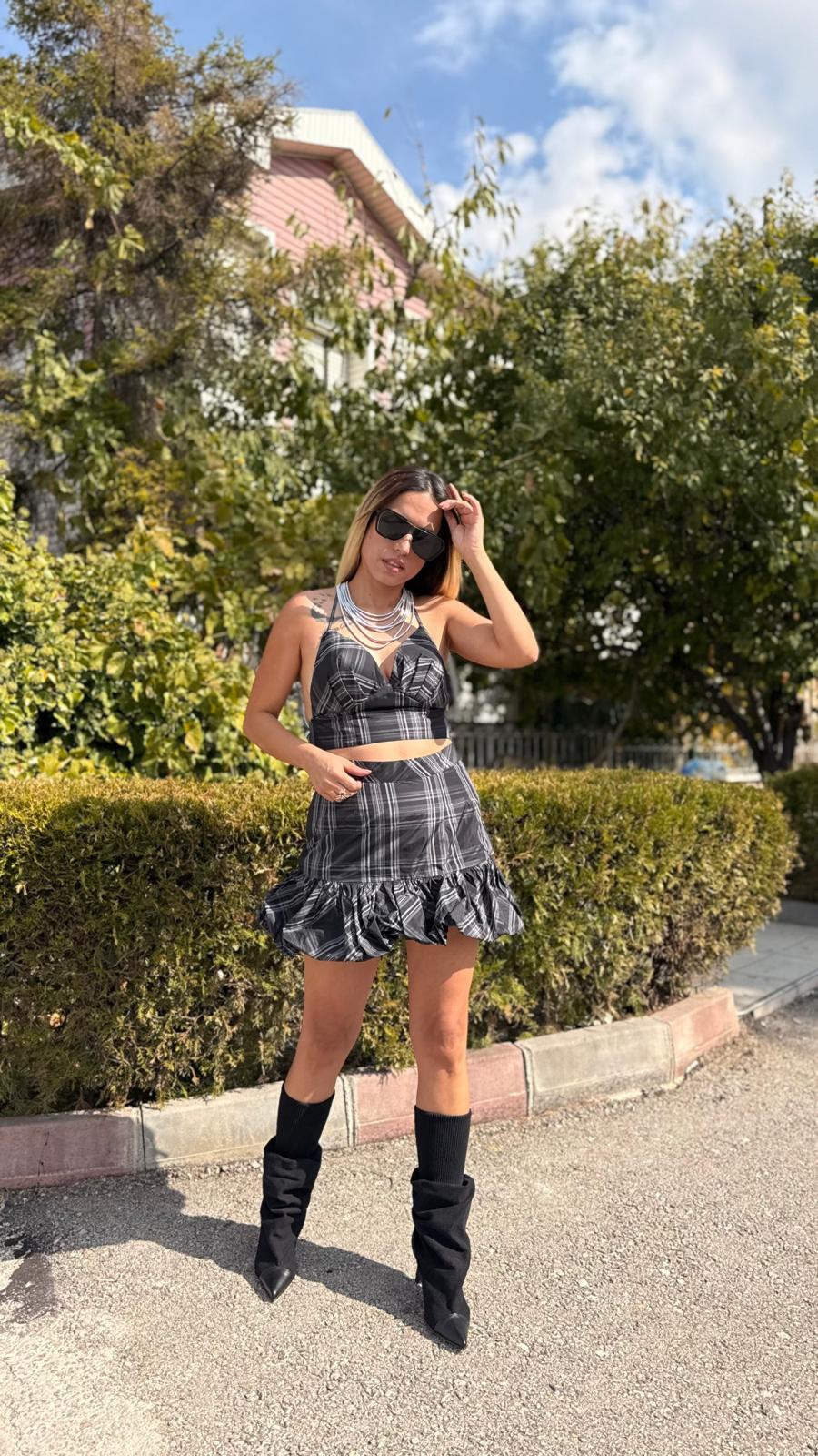 tafta kumaş etek bustiyer takım