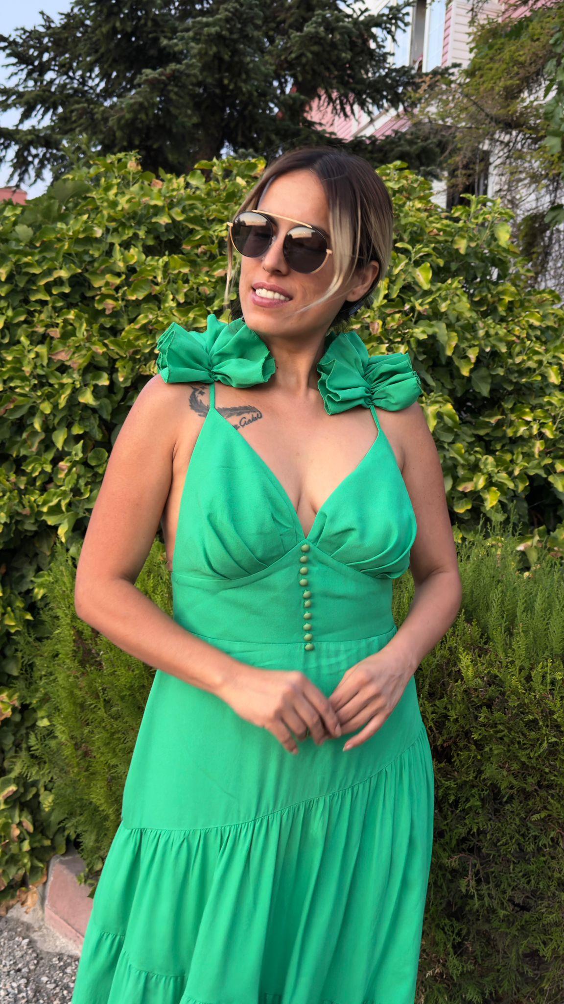 Yeşil Sırt Dekolteli Keten Elbise