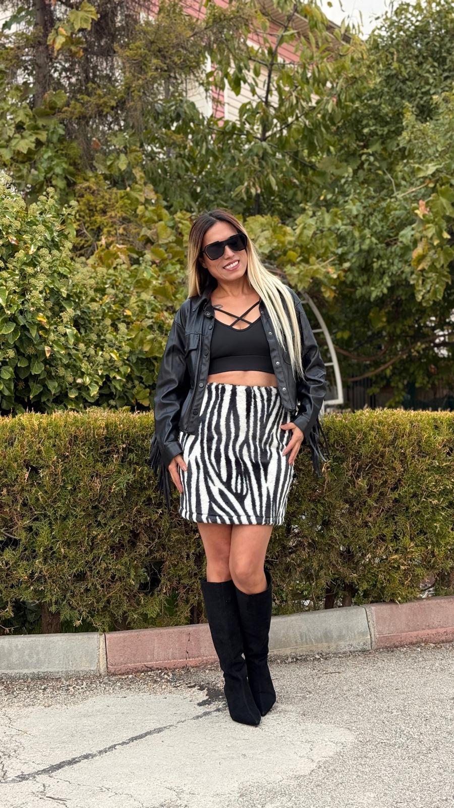 zebra desenli kışlık mini etek