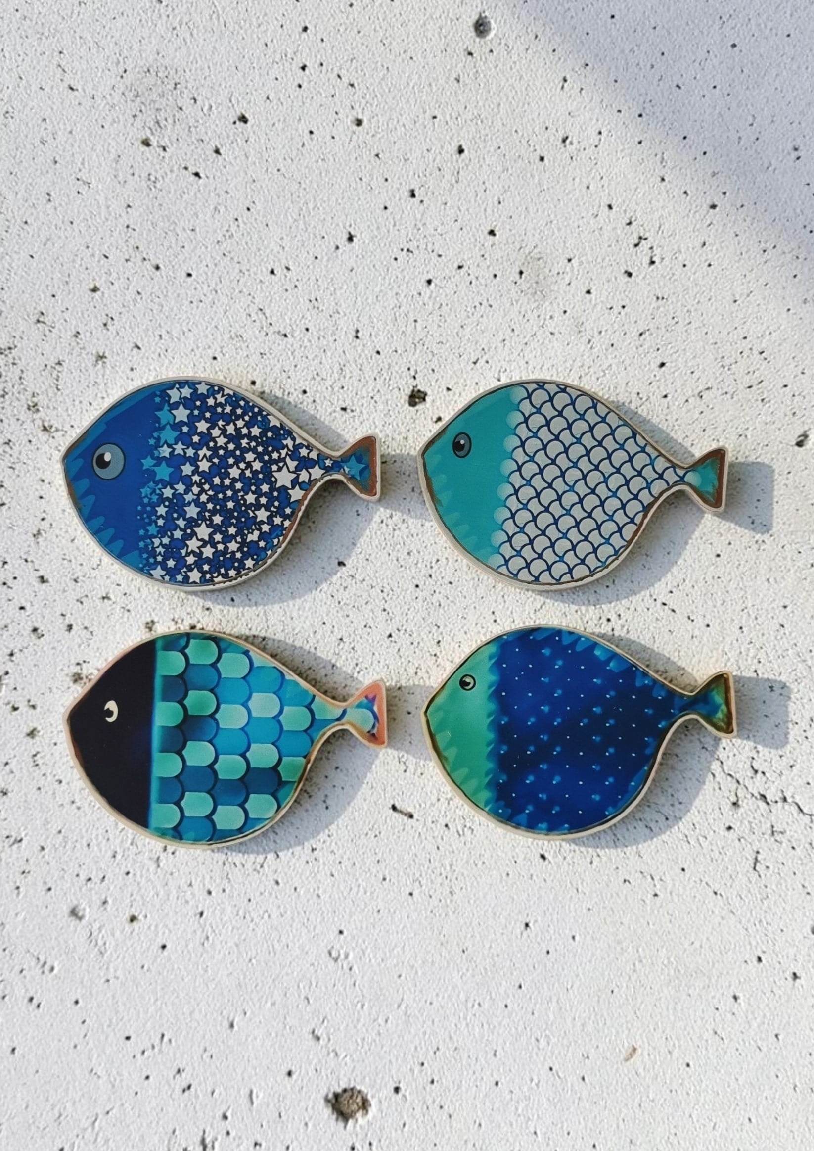 Akdeniz Balık Desenli Dekoratif Ahşap Bardak Altlığı 13,5 x 9 cm 