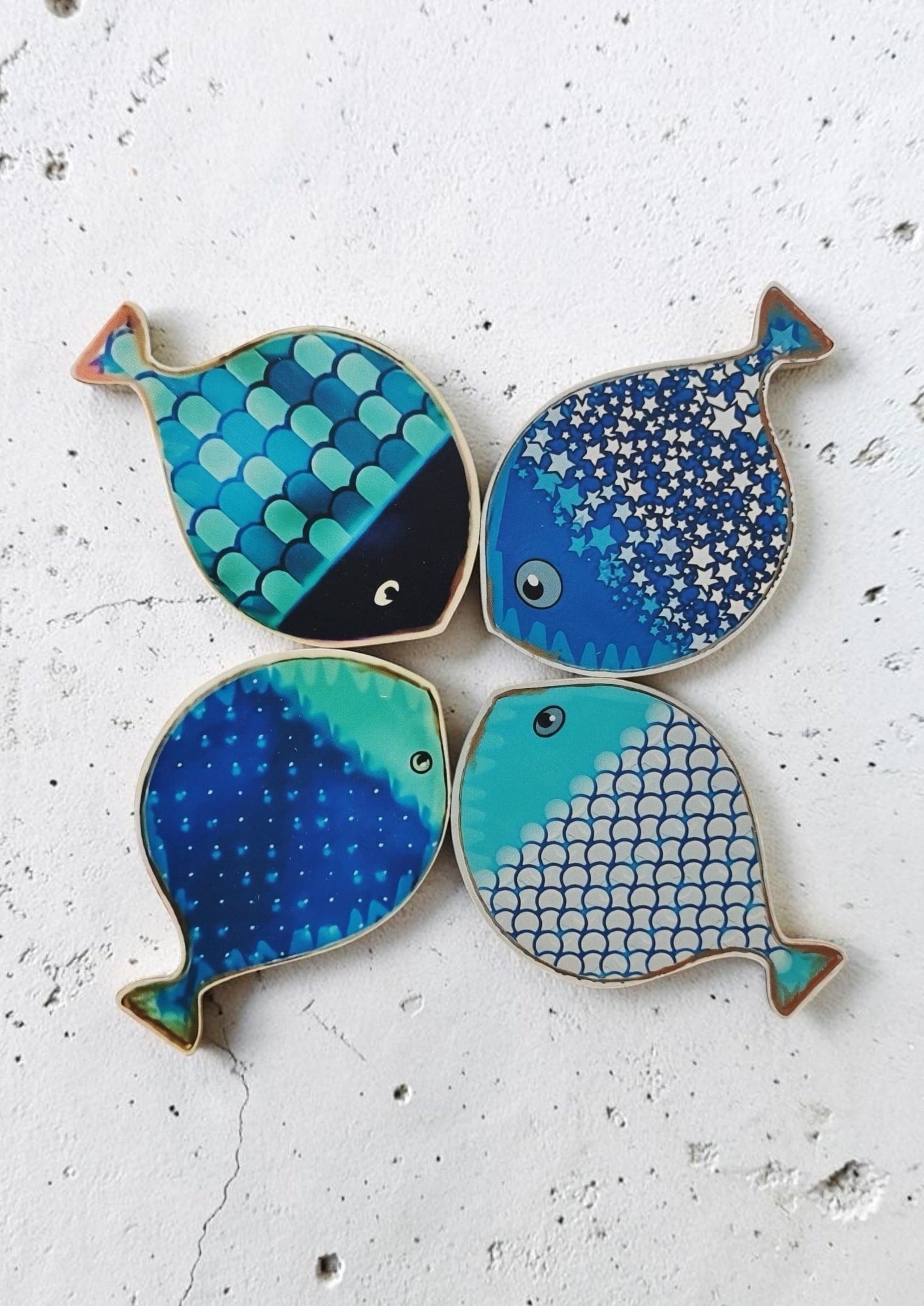 Akdeniz Balık Desenli Dekoratif Ahşap Bardak Altlığı 13,5 x 9 cm 