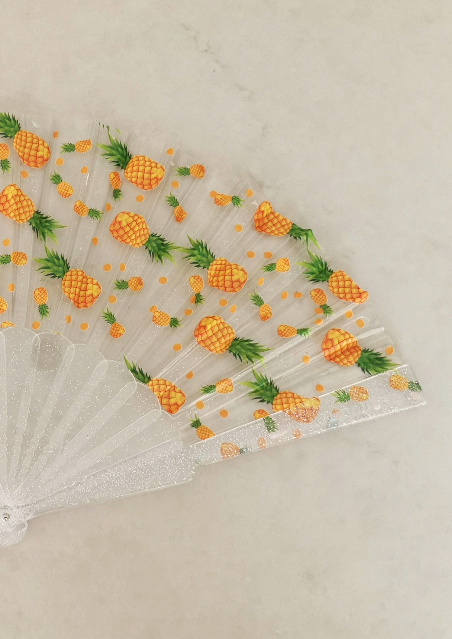 Ananas Desenli Simli Şeffaf Pleksi El Yelpazesi | Katlanabilir Yazlık Yelpaze