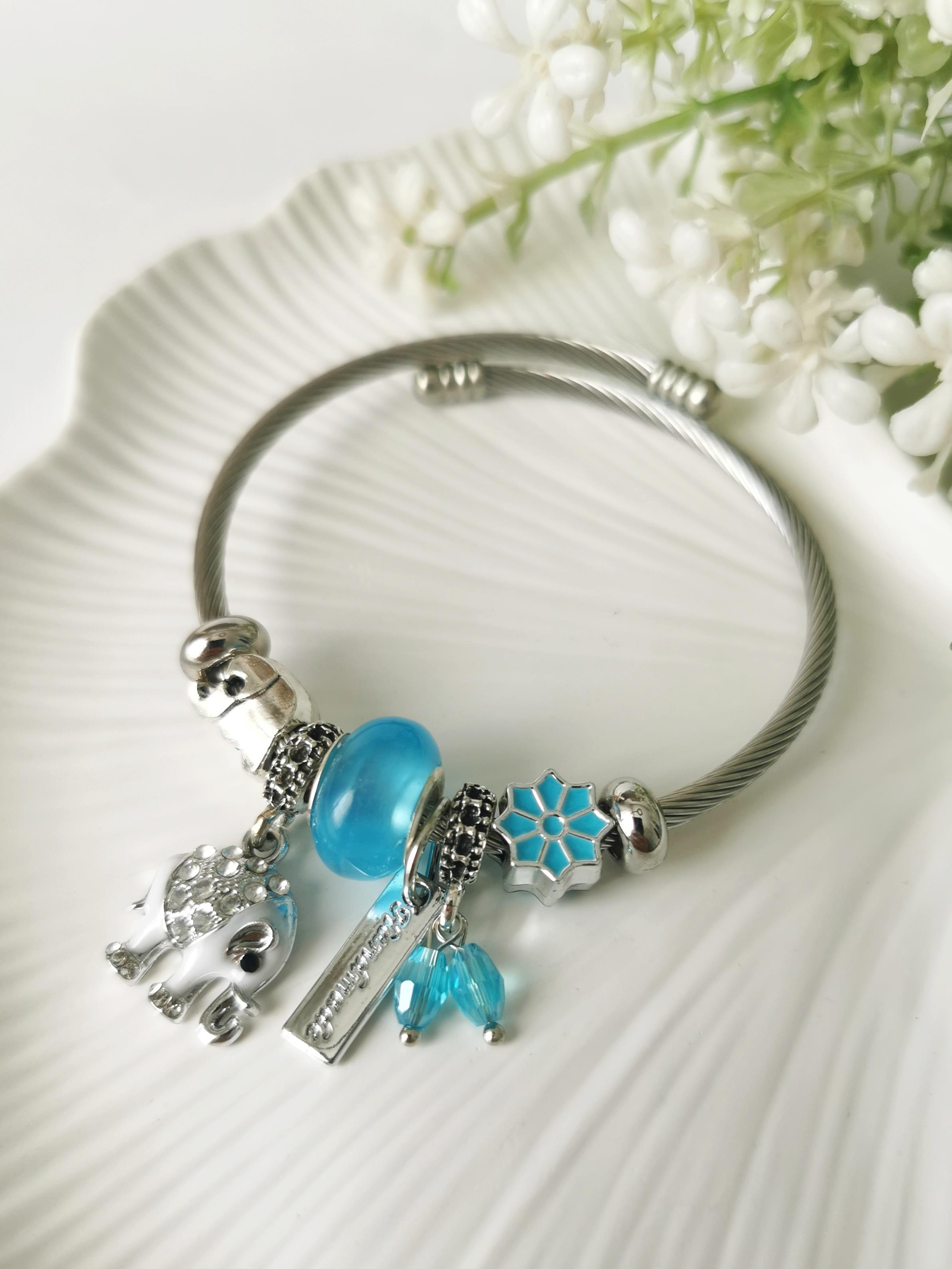 Çelik Charm Bileklik