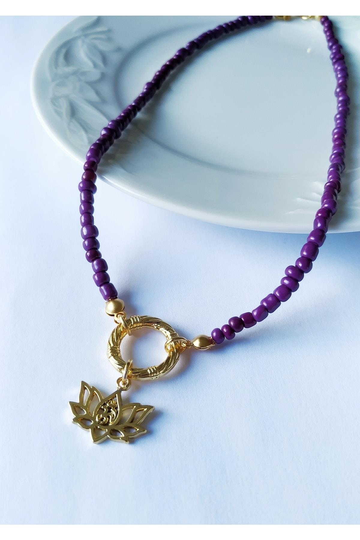 Lotus Çiçeği Boncuklu Kolye