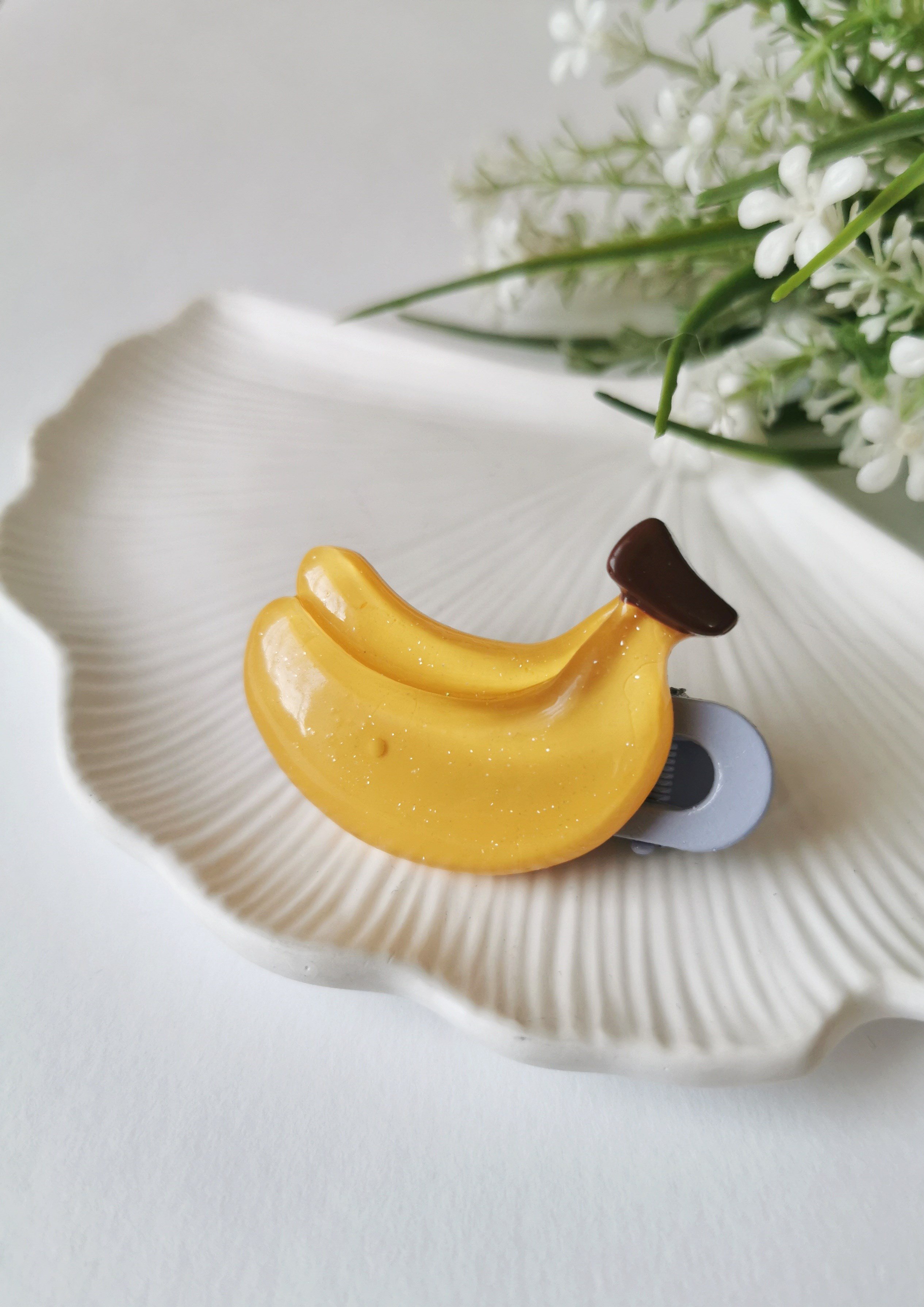 Muz Figürlü Pensli Çocuk Tokası 6x4 cm
