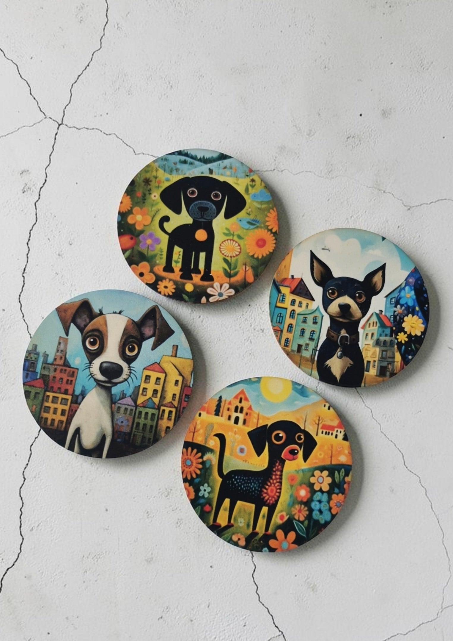 Pop Art Köpek Desenli Dekoratif Ahşap Bardak Altlığı Çap 10 cm