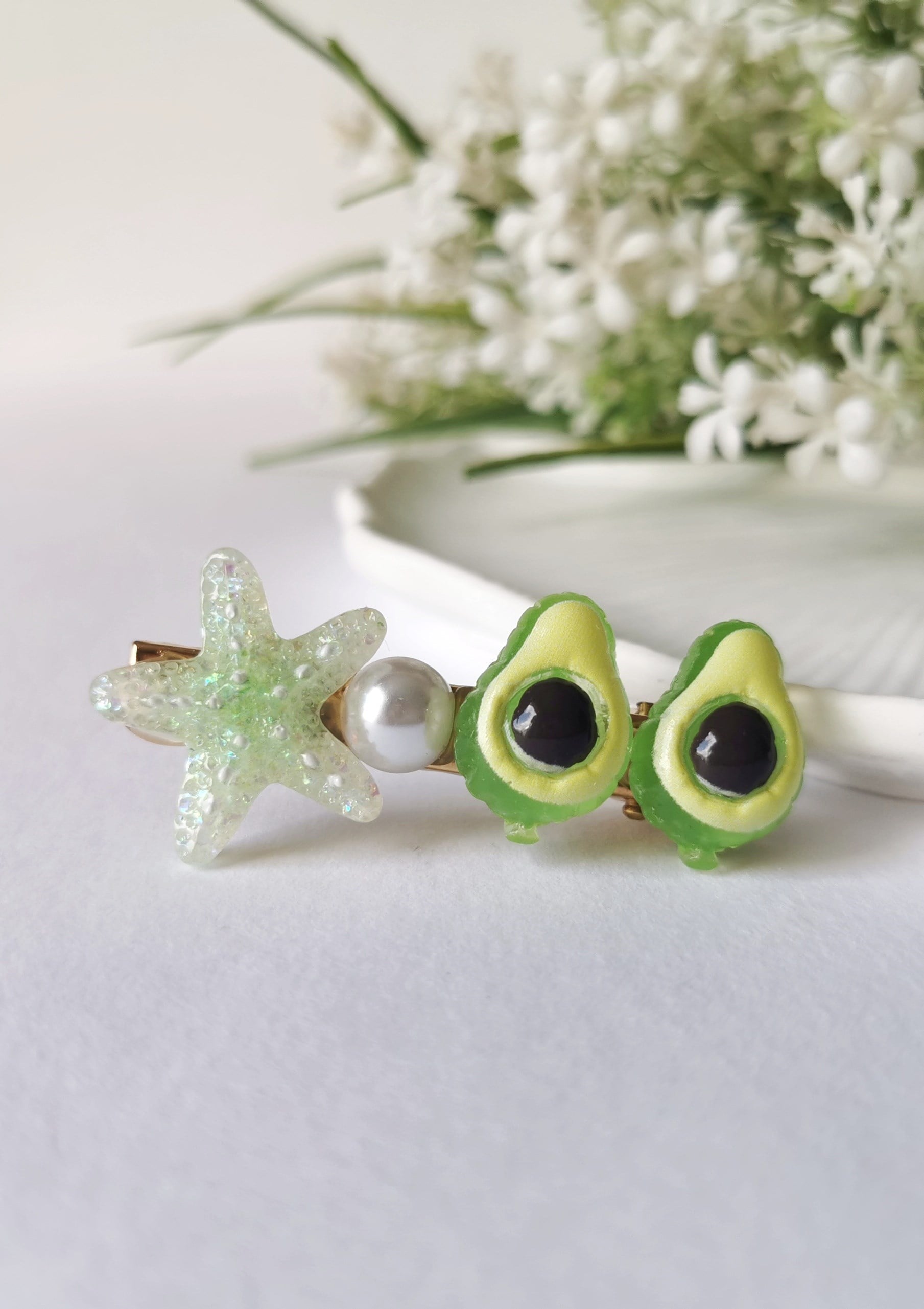 Simli Denizyıldızı & Avokado Desenli Pensli Toka – 6x2,5 cm
