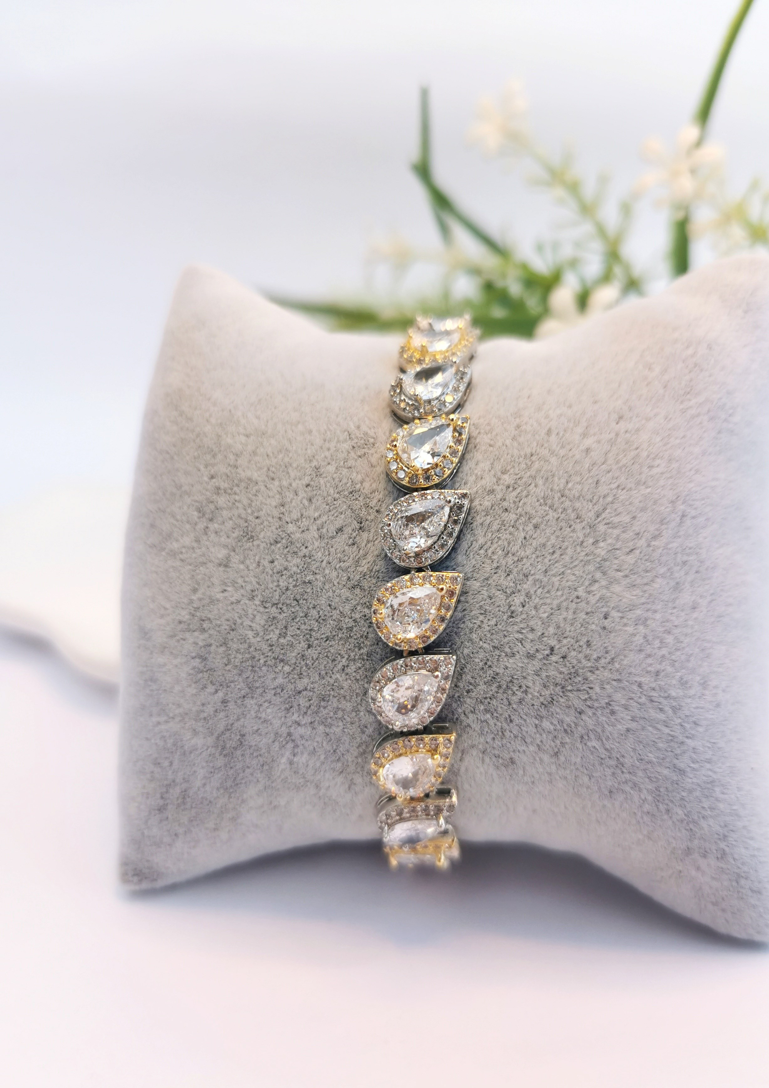 VIP Royal Drop Gold & Silver Zirkon Çelik Bileklik
