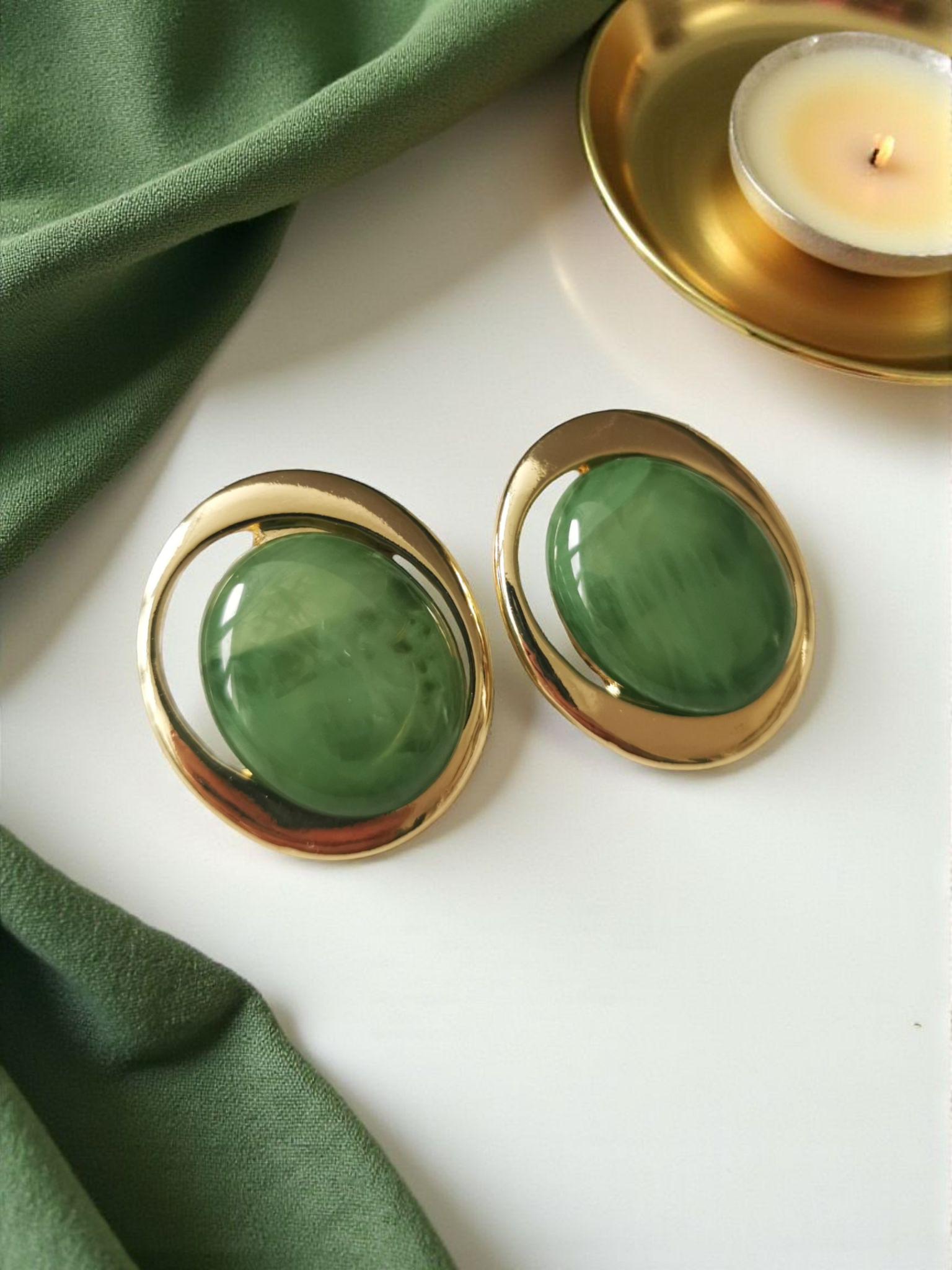Yeşil Oval Küpe