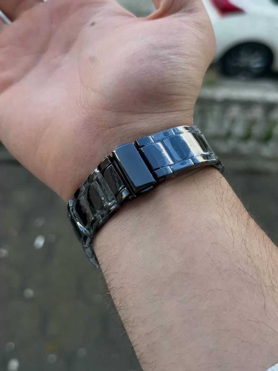C.H Black Round Screen Wintage Wristhwatch