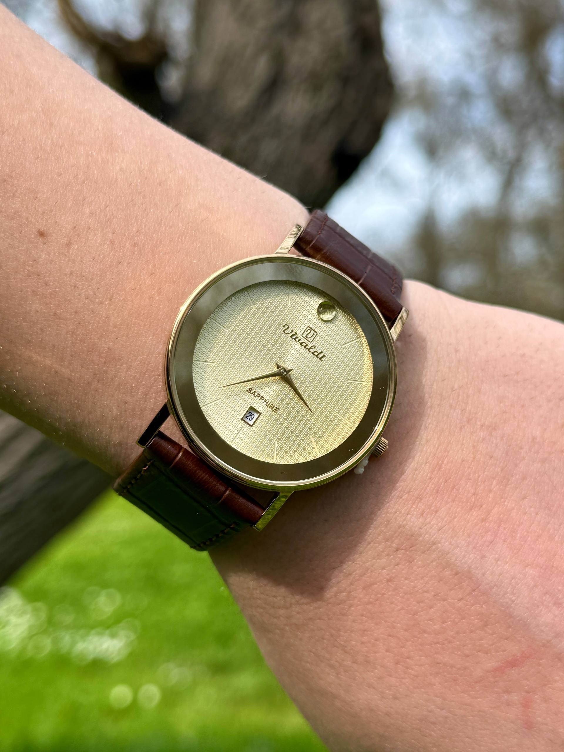 Golden Brown Leather Cord Vintage Wristhwatch VV
