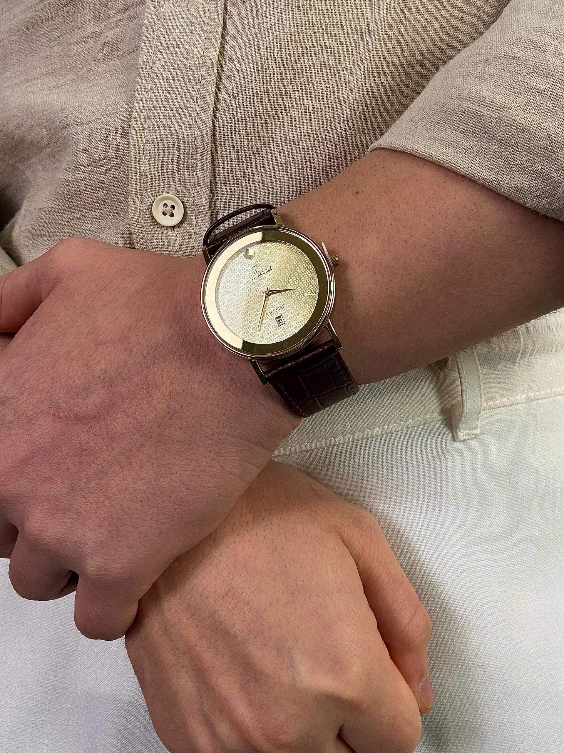 Golden Brown Leather Cord Vintage Wristhwatch VV