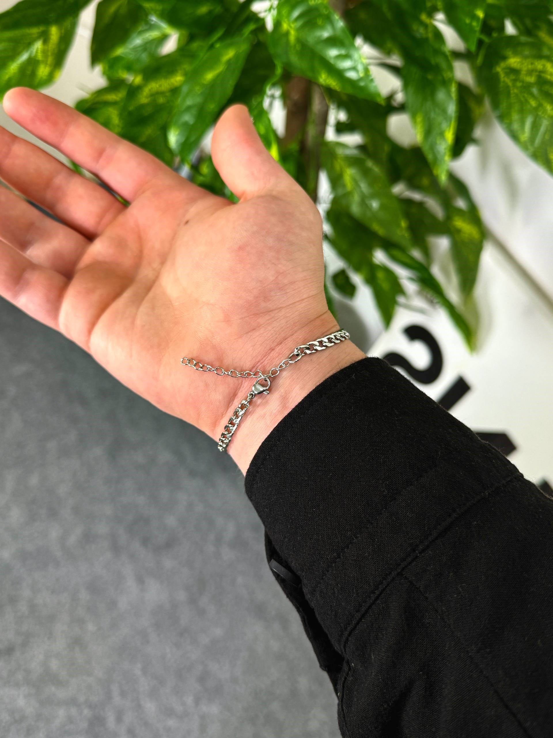 Morvane Silver Chain Bracelet