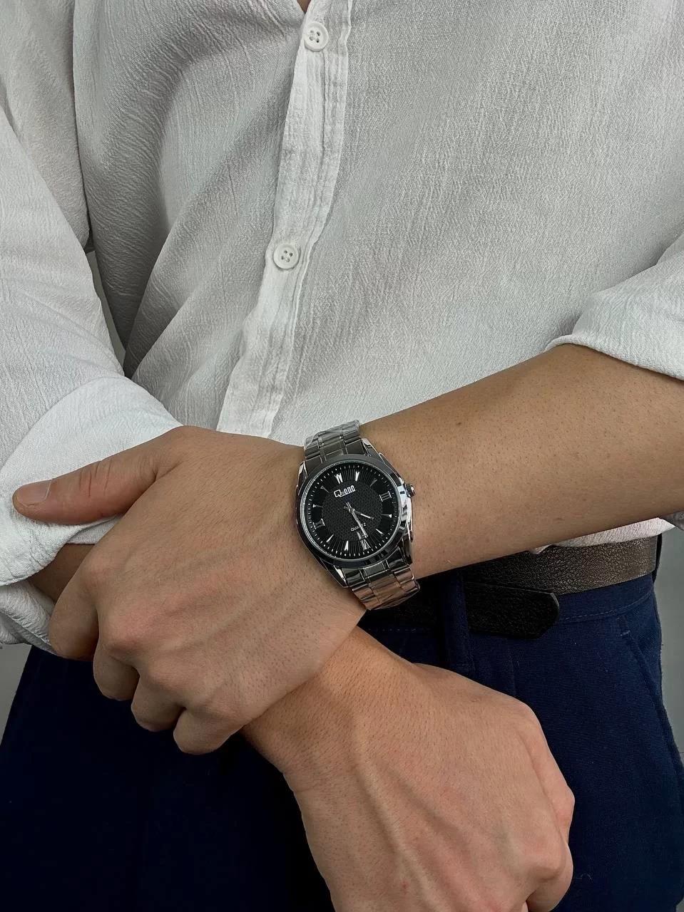 Q.P Black Screen Vintage Wristhwatch