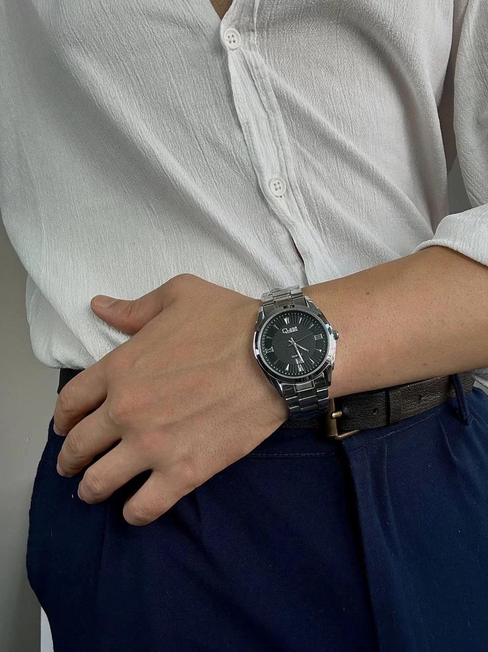 Q.P Black Screen Vintage Wristhwatch