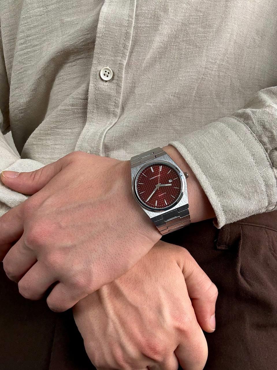 Red İnside Vintage Wristhwatch