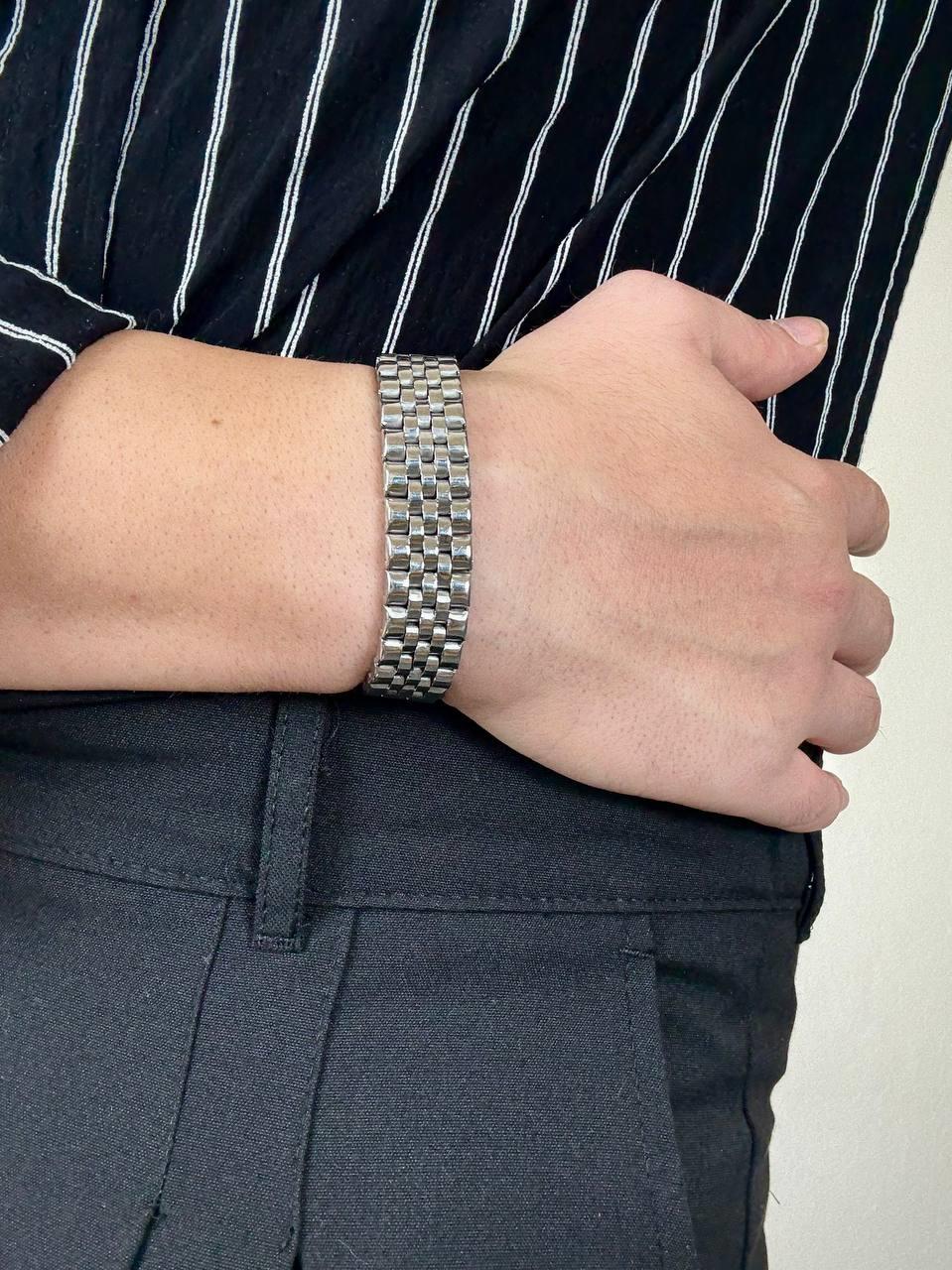 S.L Bold Silver Bracelet