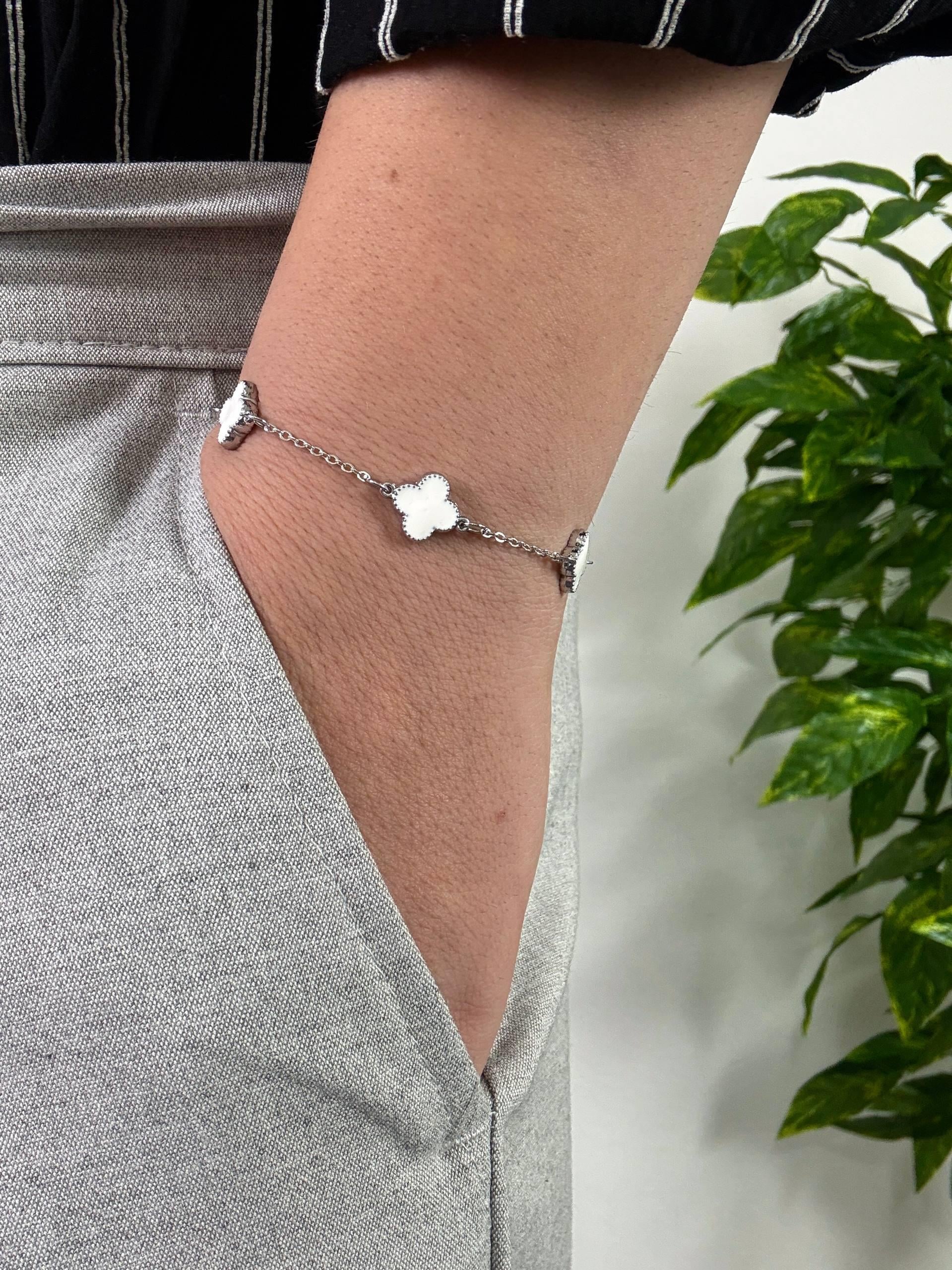 Silver Clover White Bracelet