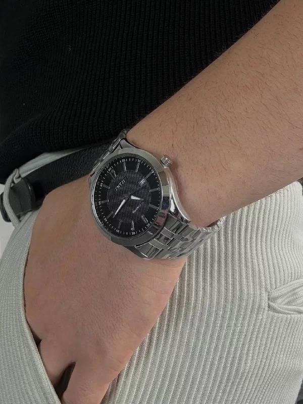 T.T Black Screen Vintage Wristhwatch