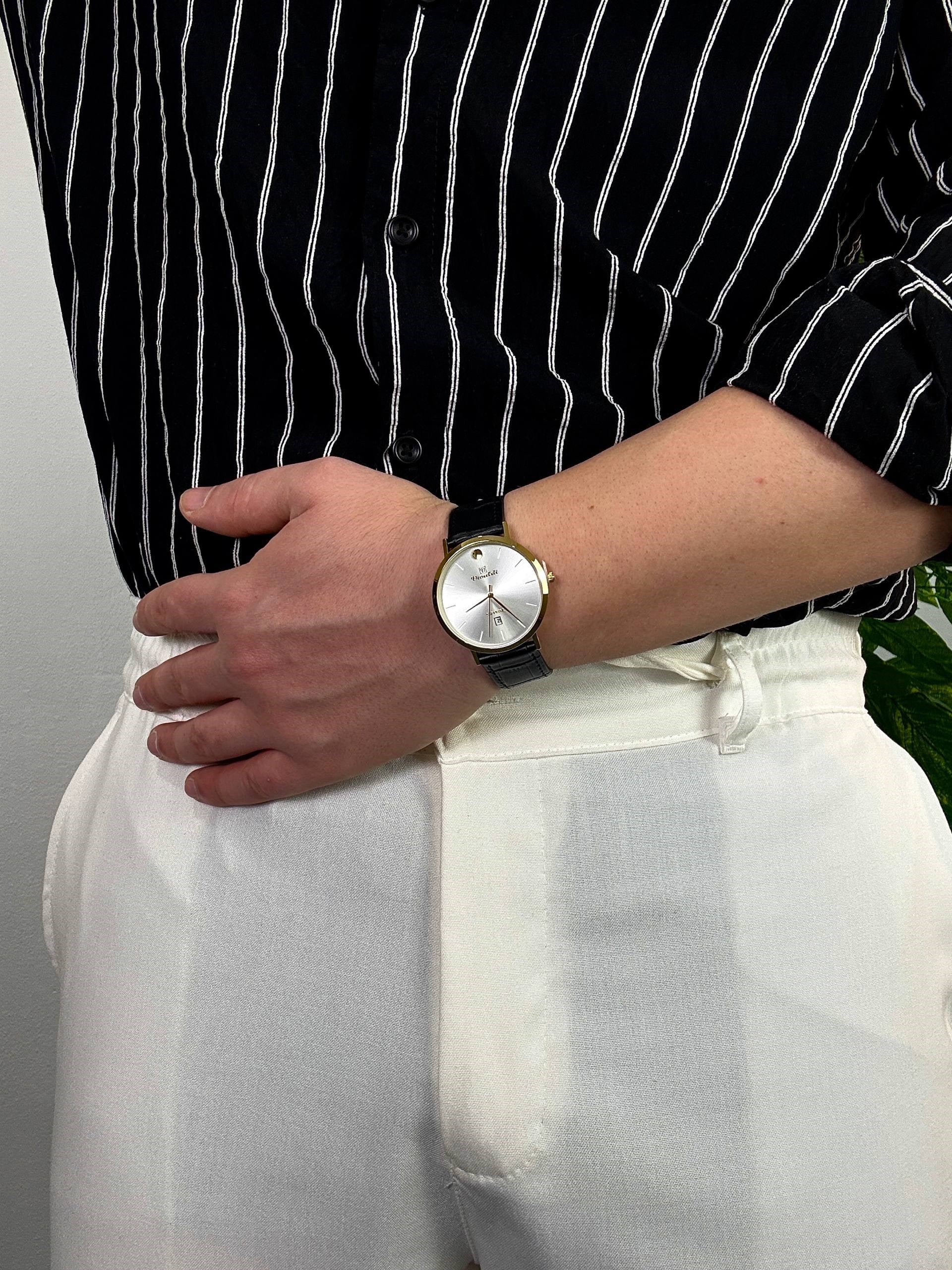 Varel Vintage Leather Cord Wisthwatch