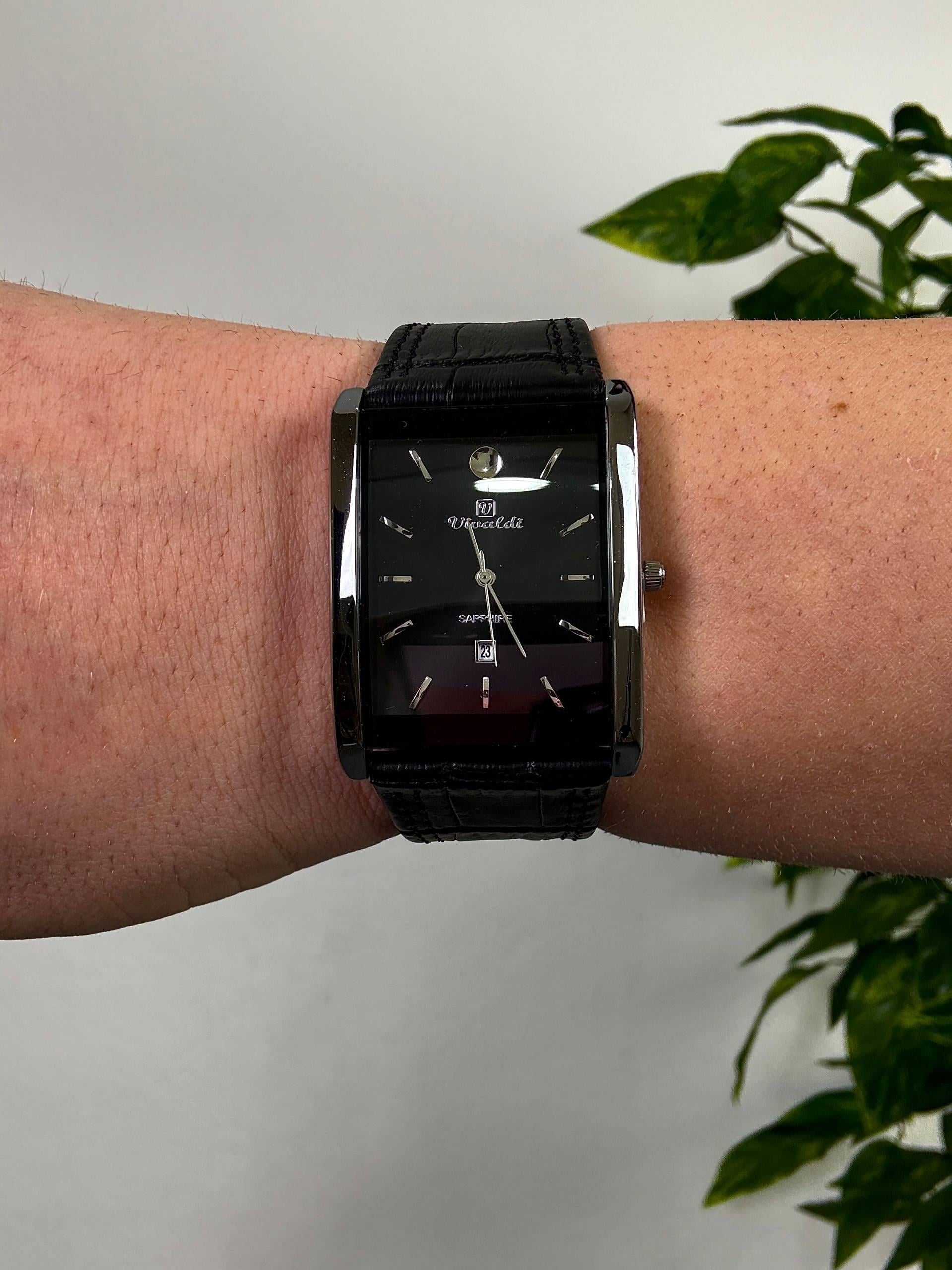 Vivaldi Ashen Leather Cord Vintage Wristhwatch