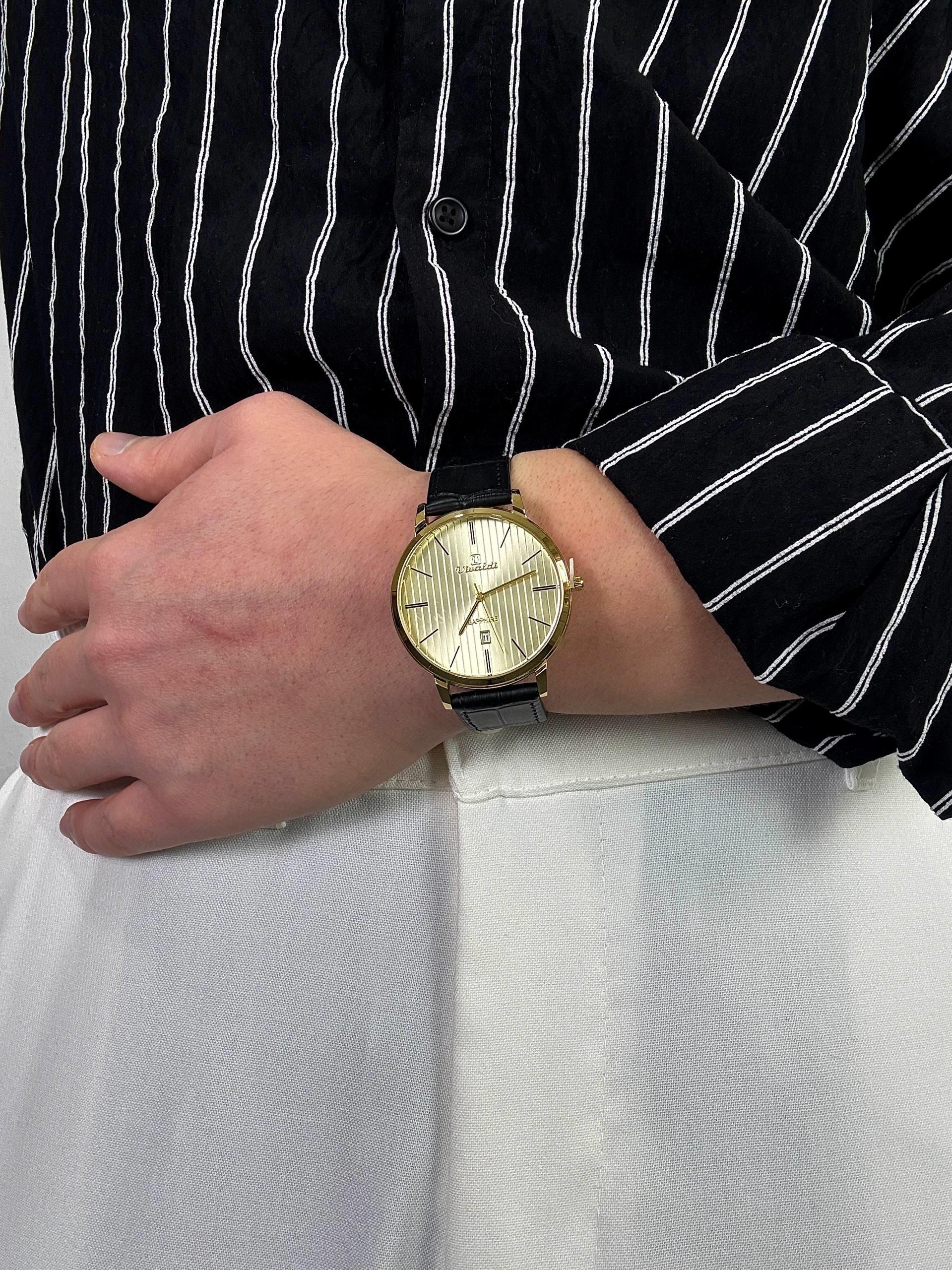 Vivaldi Ghost Leather Cord Vintage Wristhwatch
